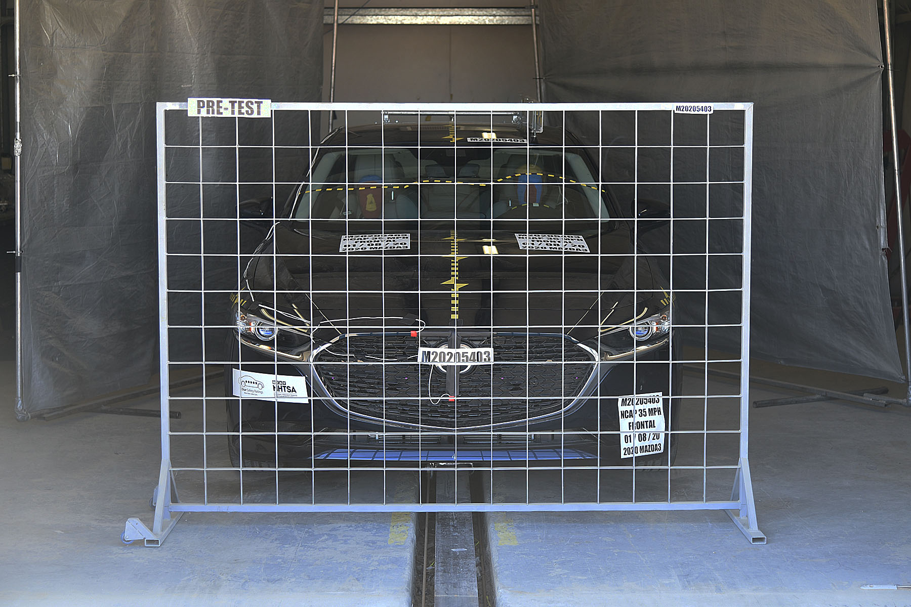 2020 MAZDA MAZDA3 crash image