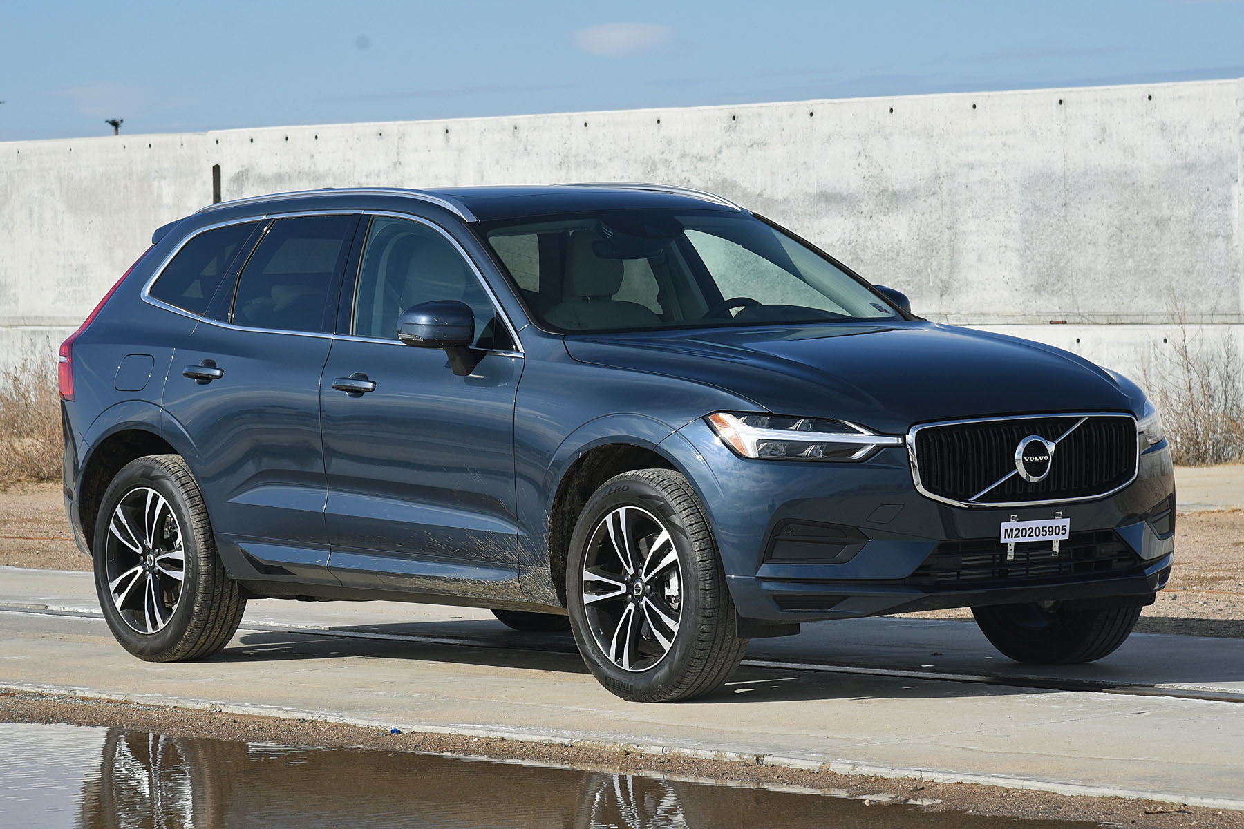 2020 VOLVO XC60 T5 crash-test photo