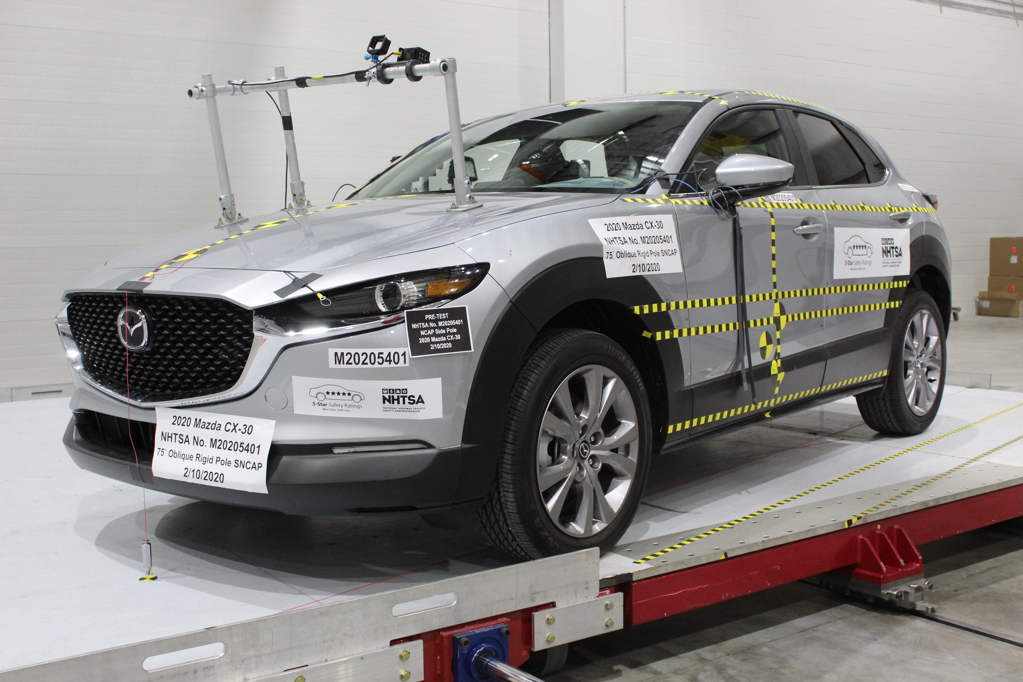 2020 MAZDA CX-30 crash image 5