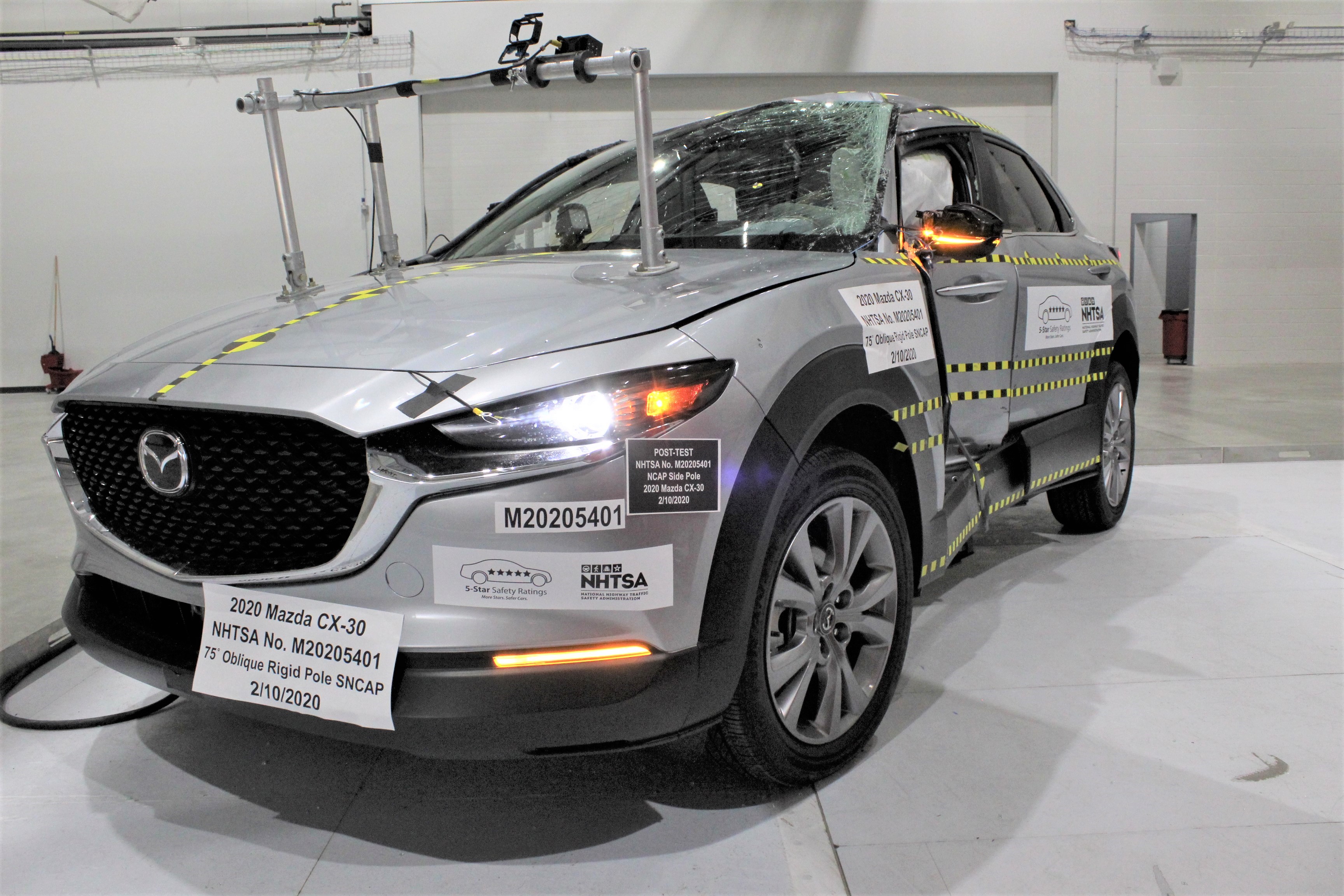 2020 MAZDA CX-30 crash image 6