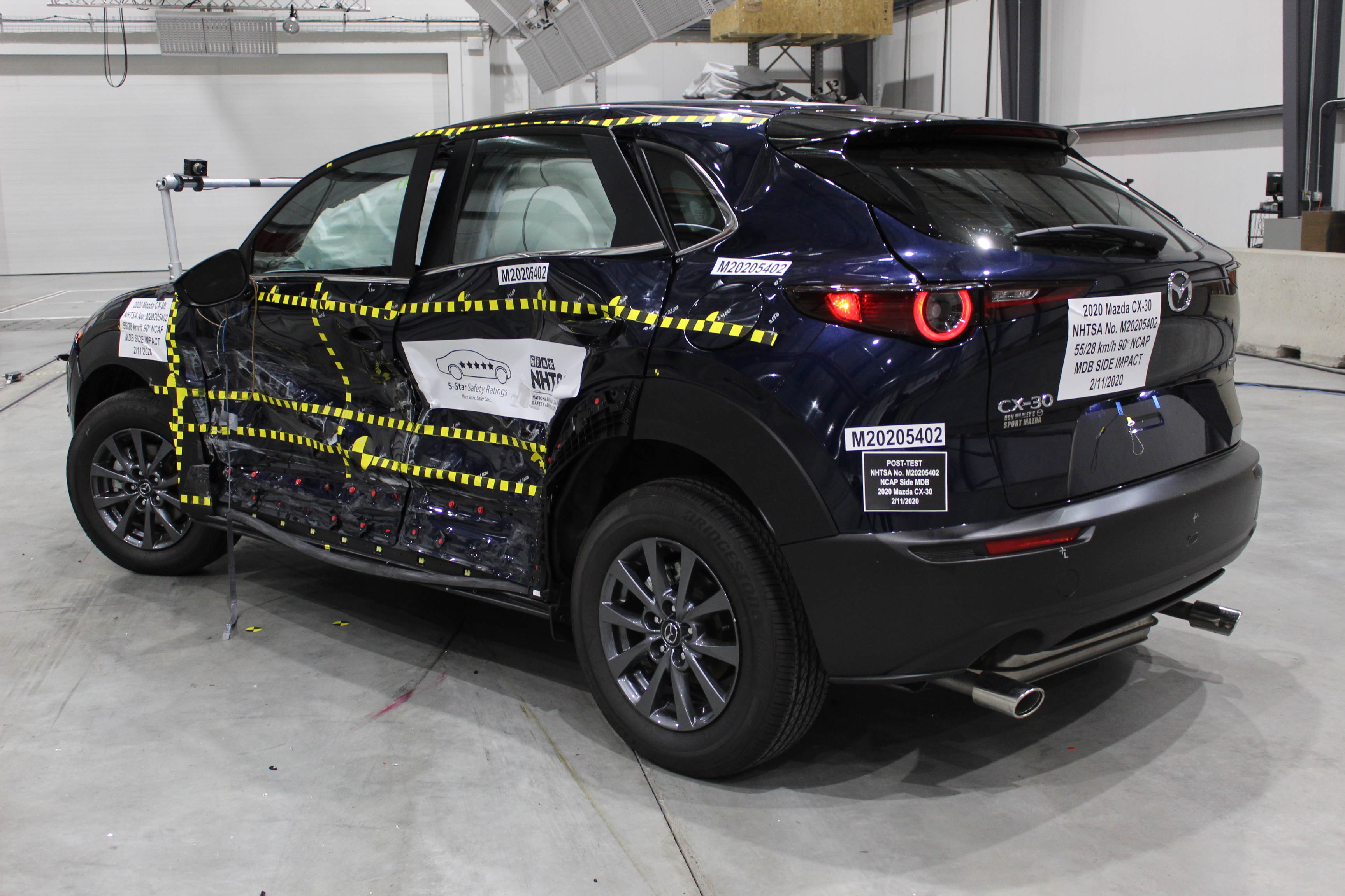 2020 MAZDA CX-30 crash image 10