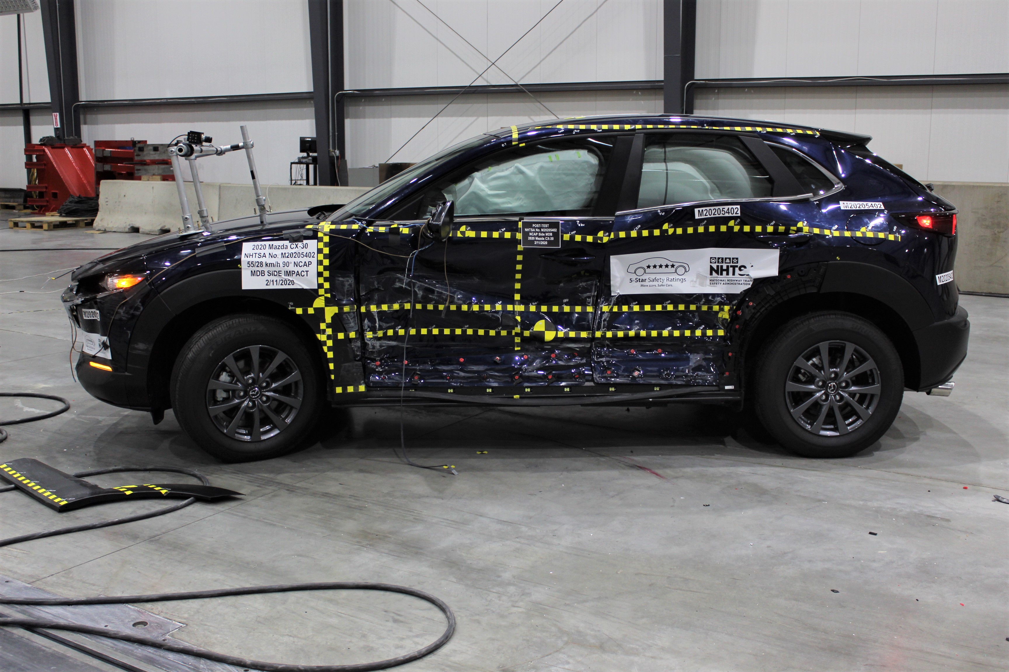 2020 MAZDA CX-30 crash image 8