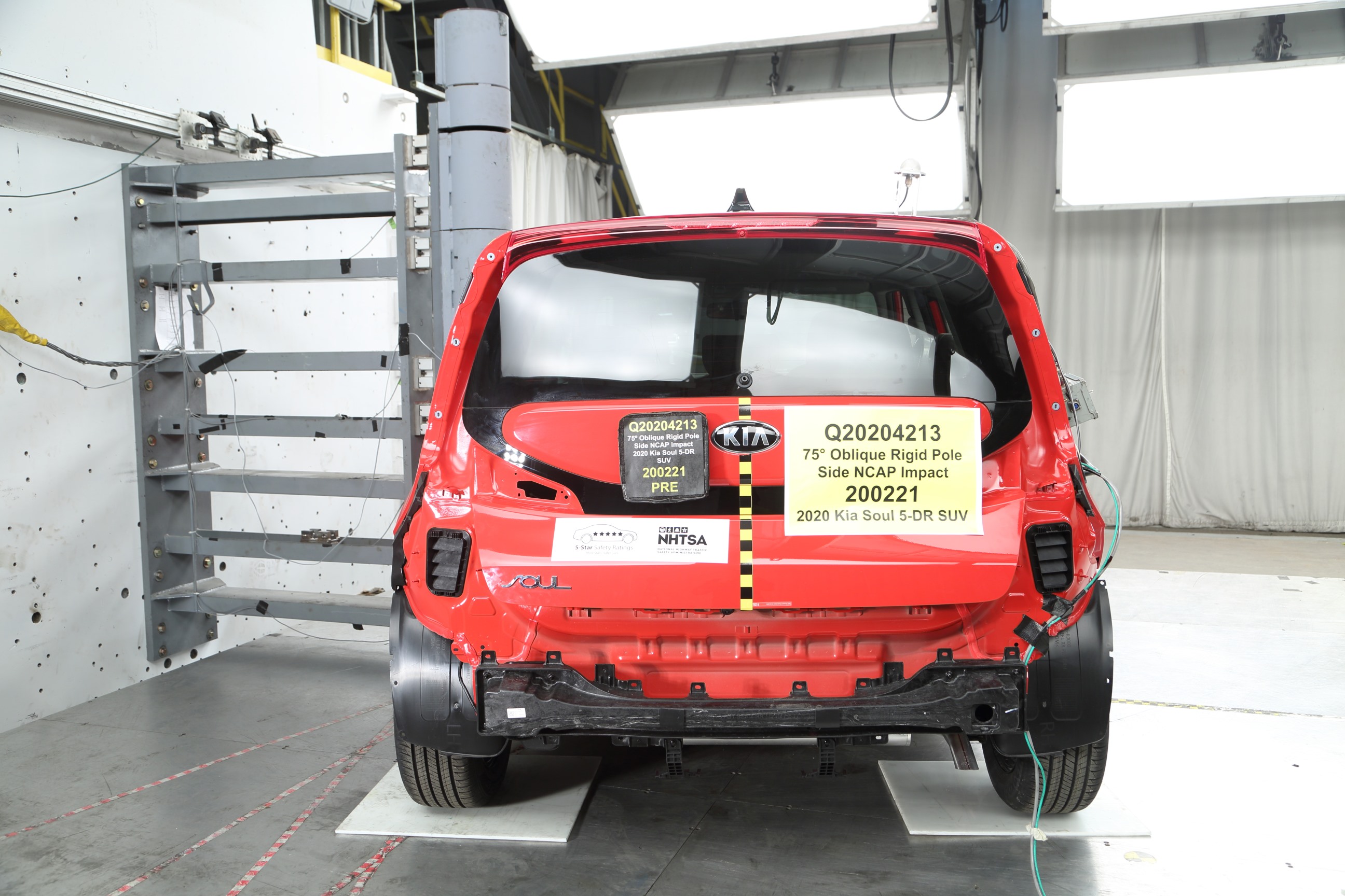 2020 KIA SOUL crash image 11
