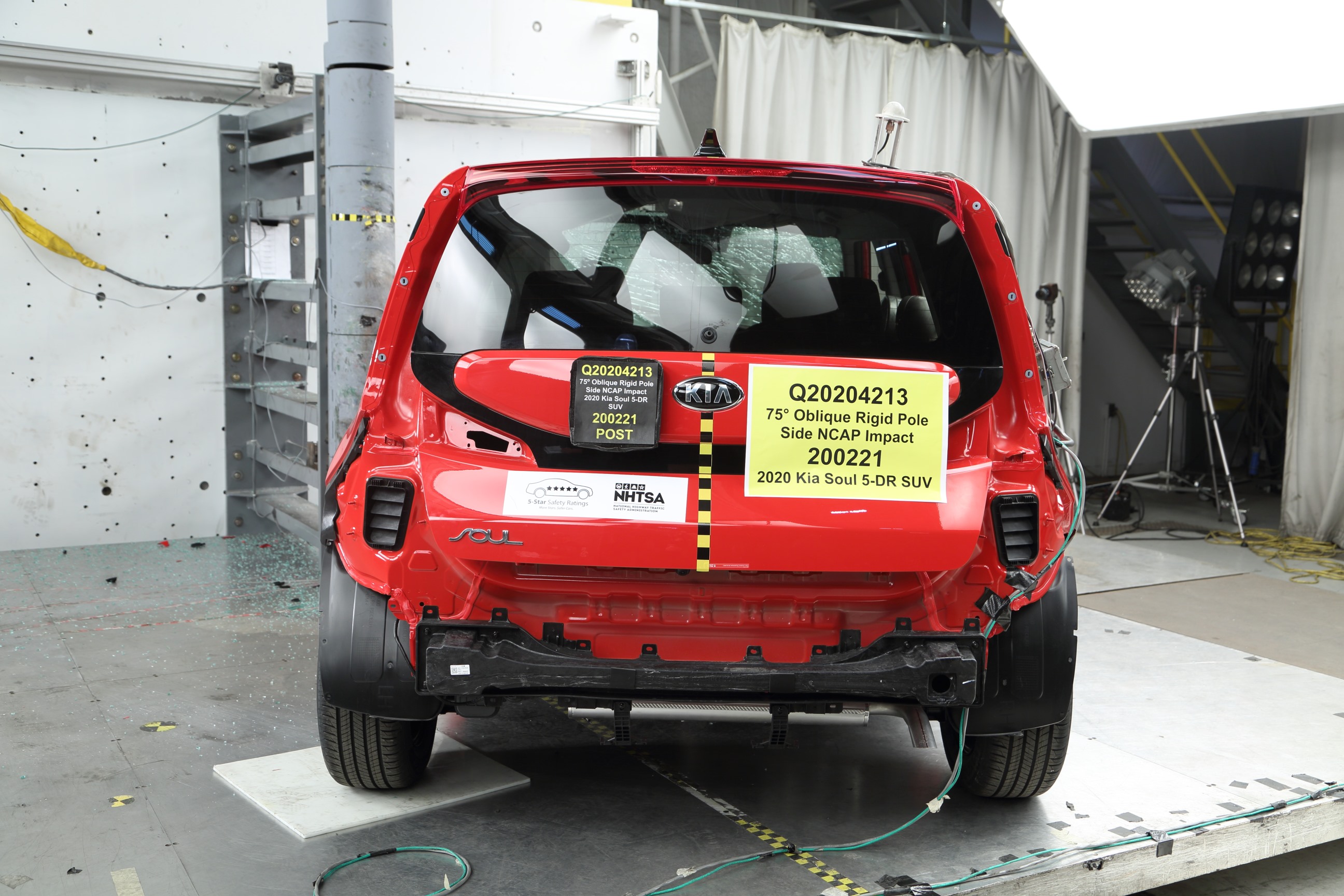 2020 KIA SOUL crash image 12