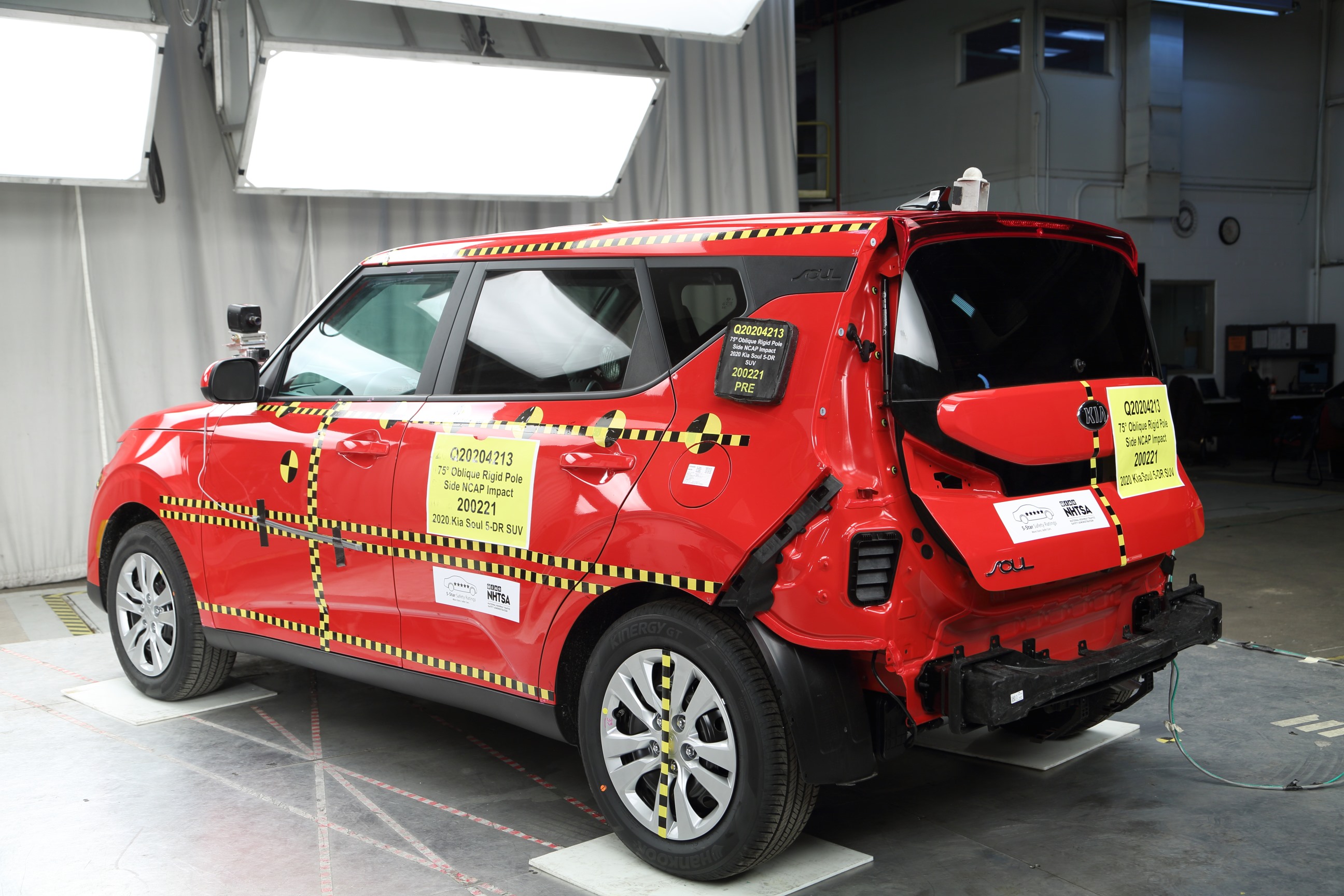2020 KIA SOUL crash image 9