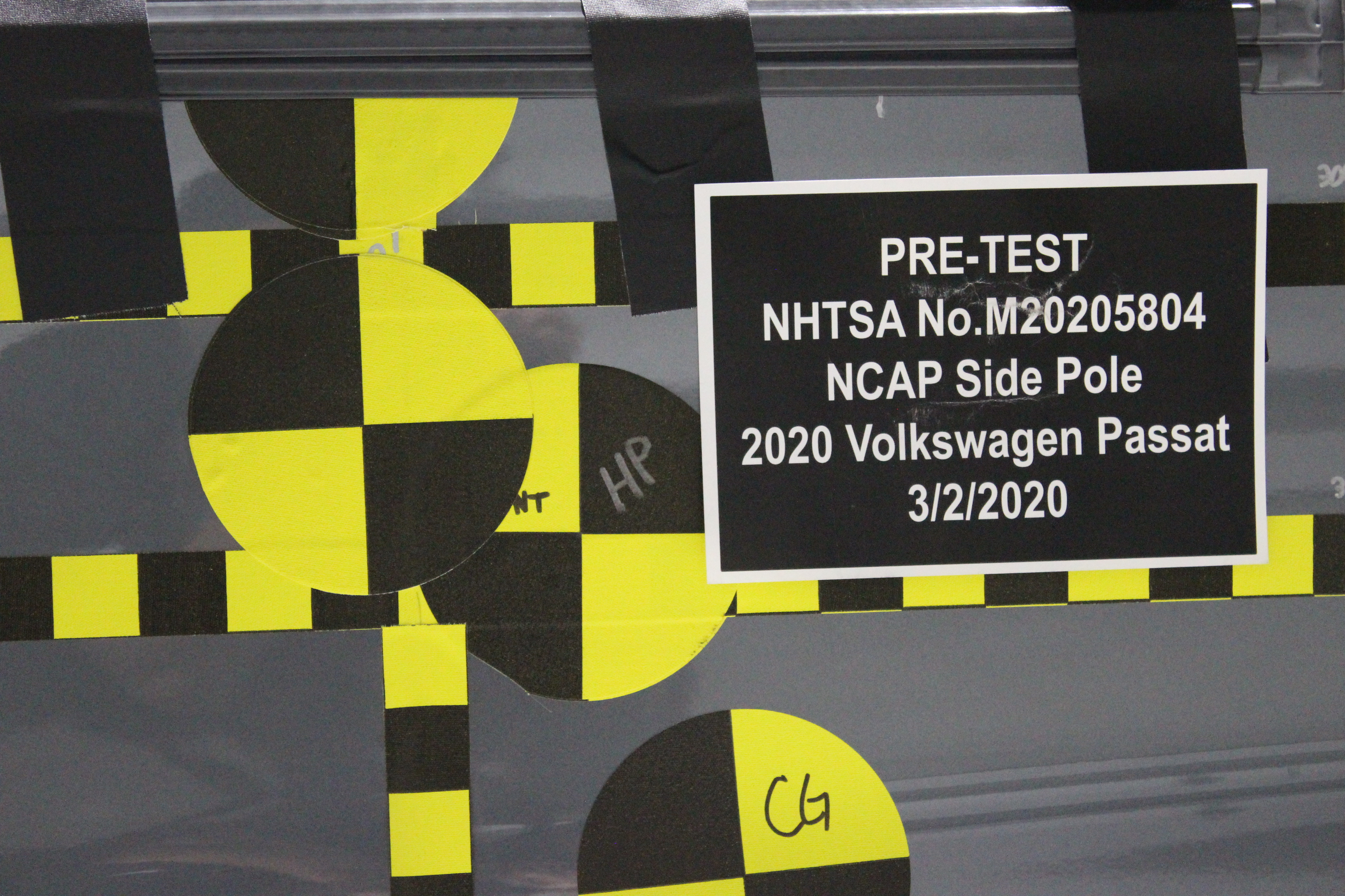 2020 VOLKSWAGEN PASSAT crash image 19