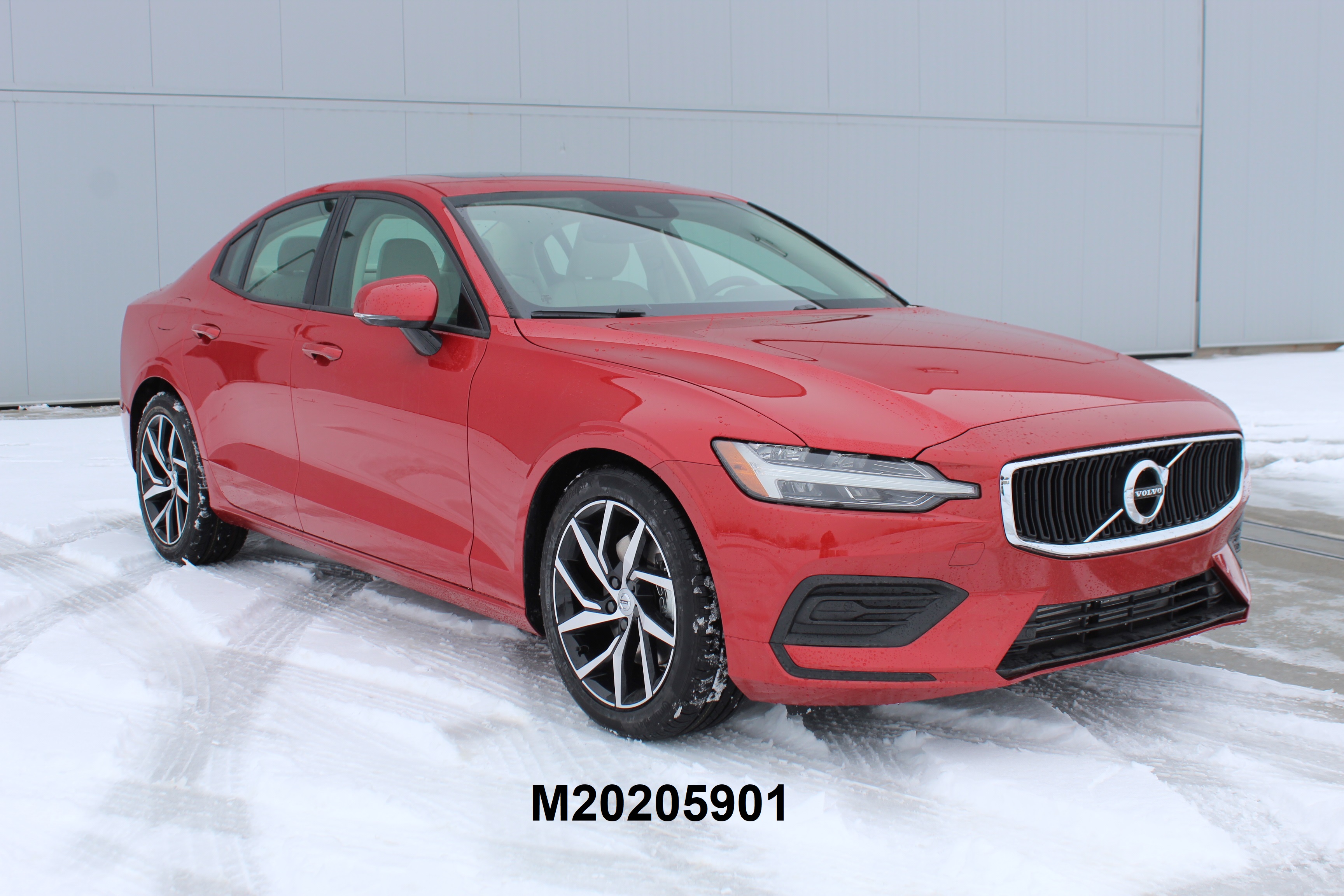 2020 VOLVO S60 crash image