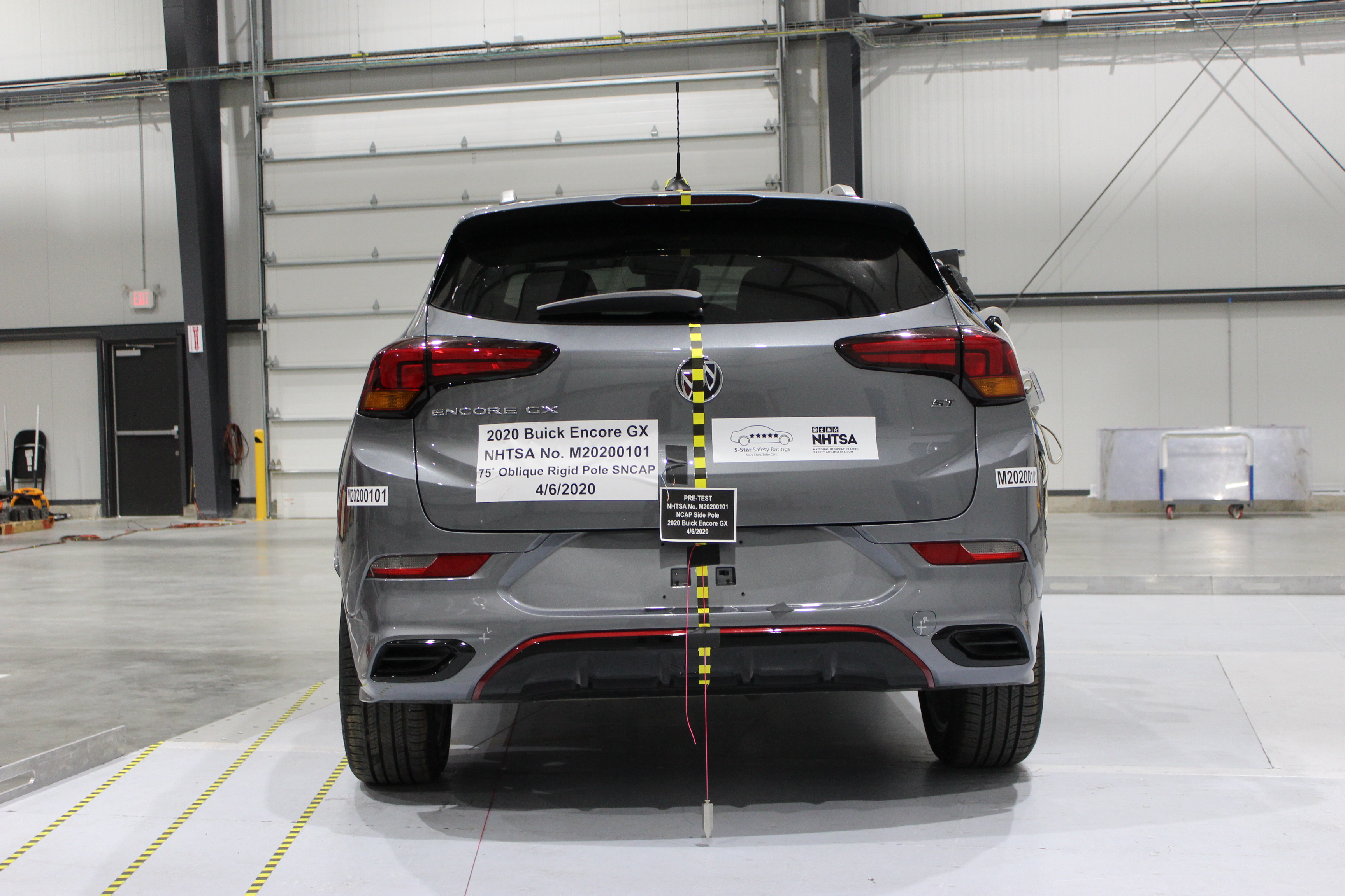 2020 BUICK ENCORE GX crash image 11