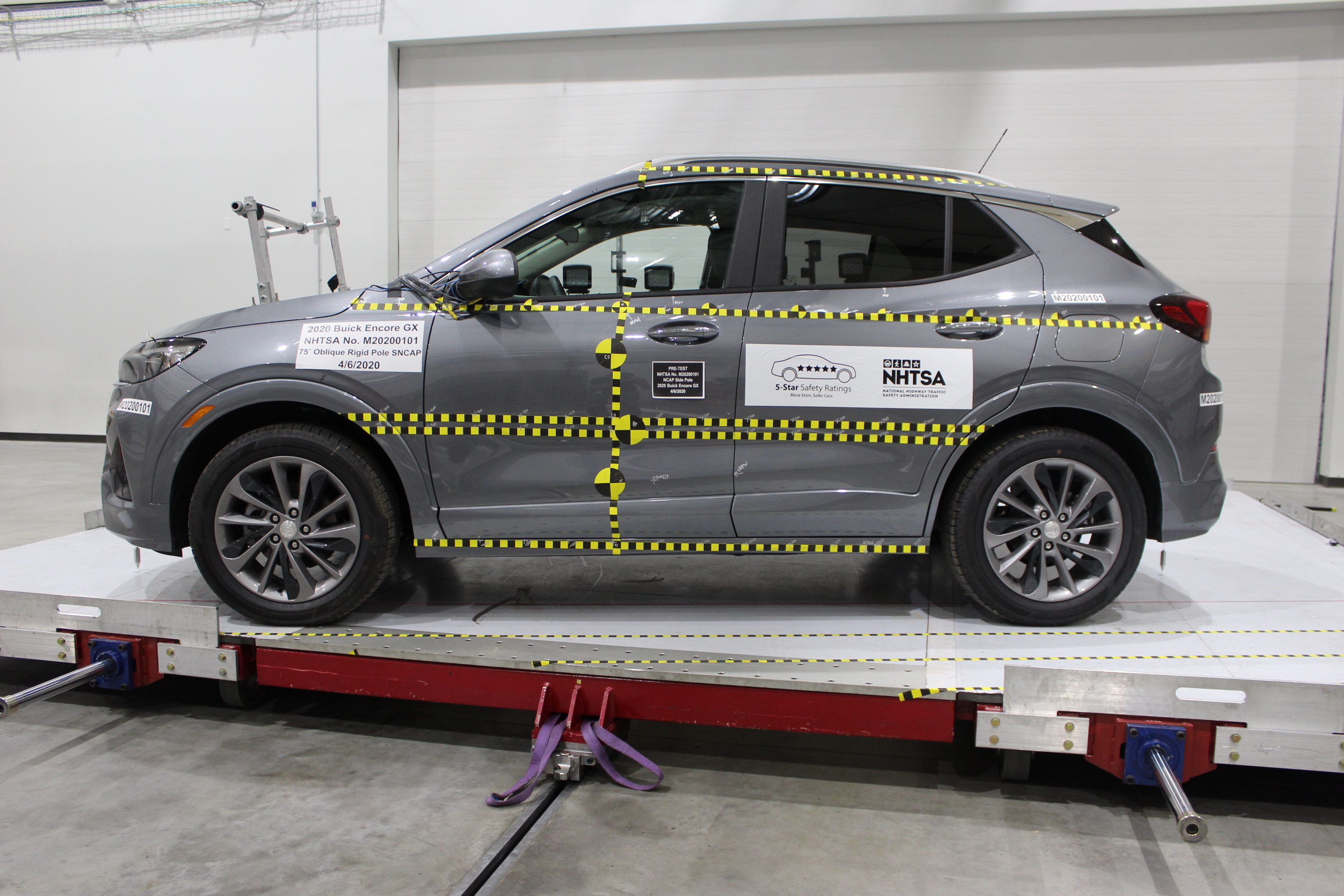 2020 BUICK ENCORE GX crash image 7