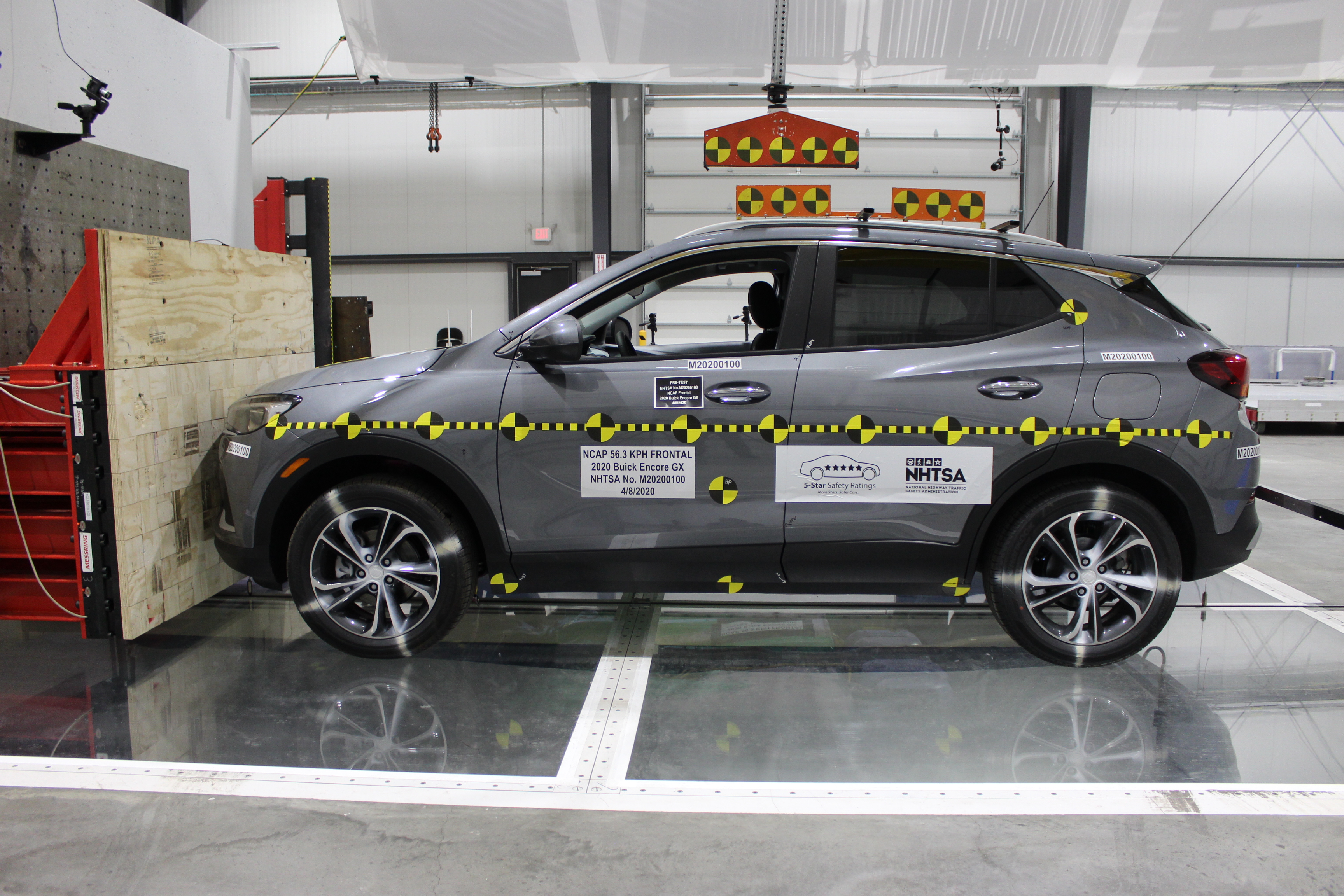 2020 BUICK ENCORE GX crash image 10