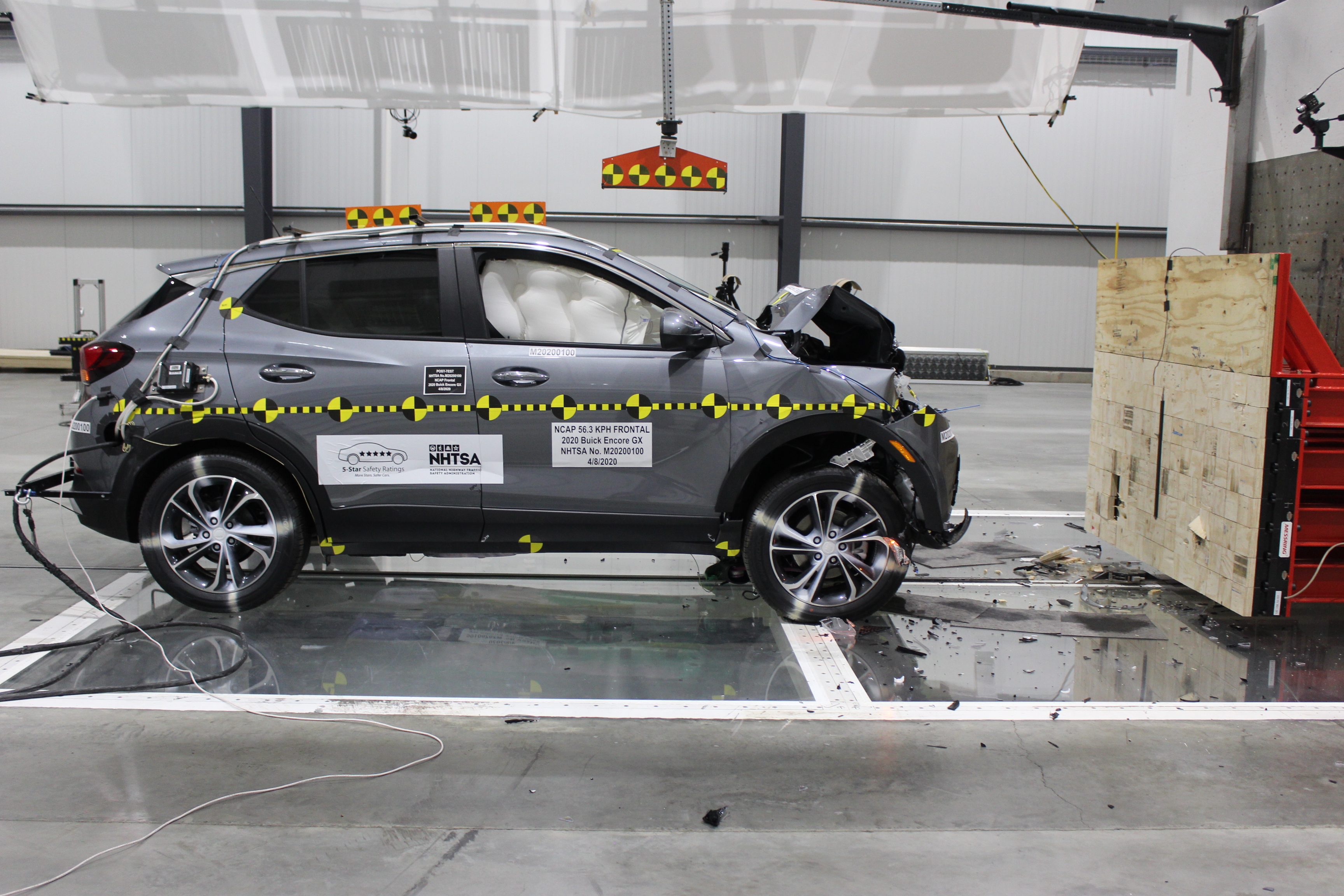 2020 BUICK ENCORE GX crash image 13