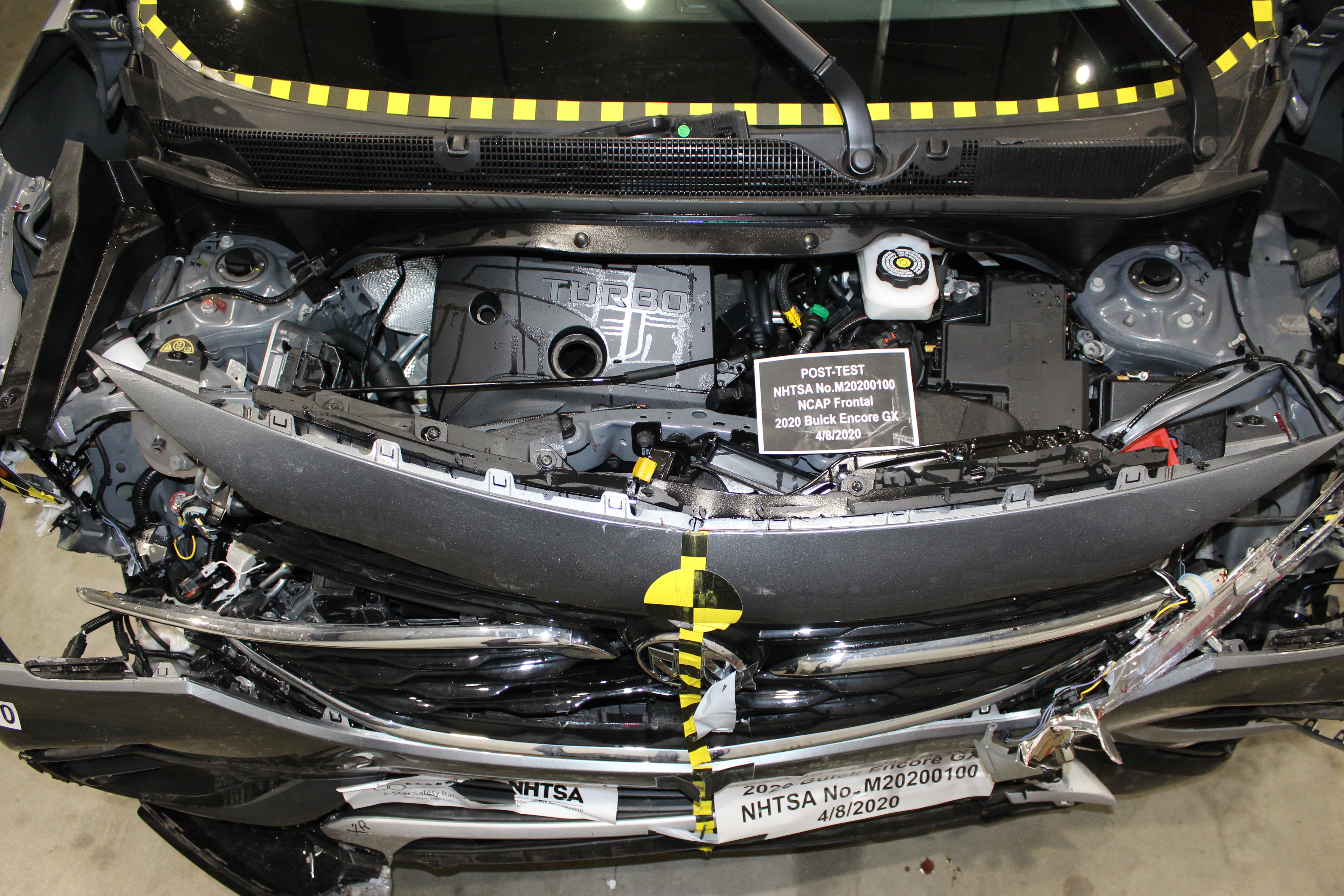 2020 BUICK ENCORE GX crash image 21