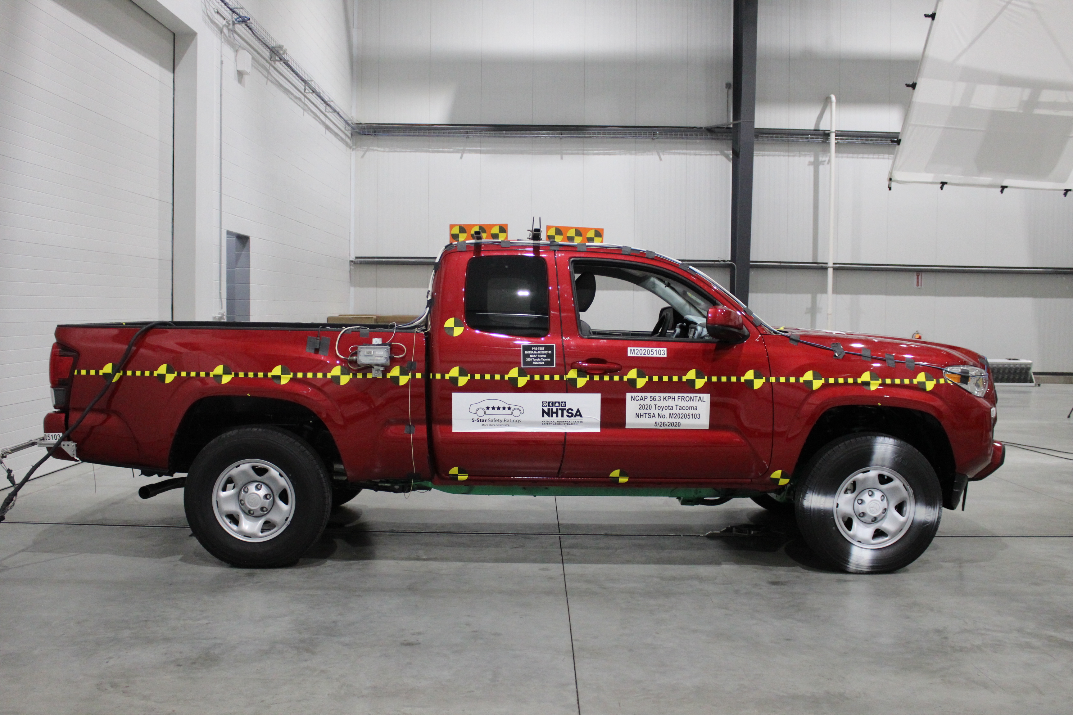 2020 TOYOTA TACOMA crash image 12