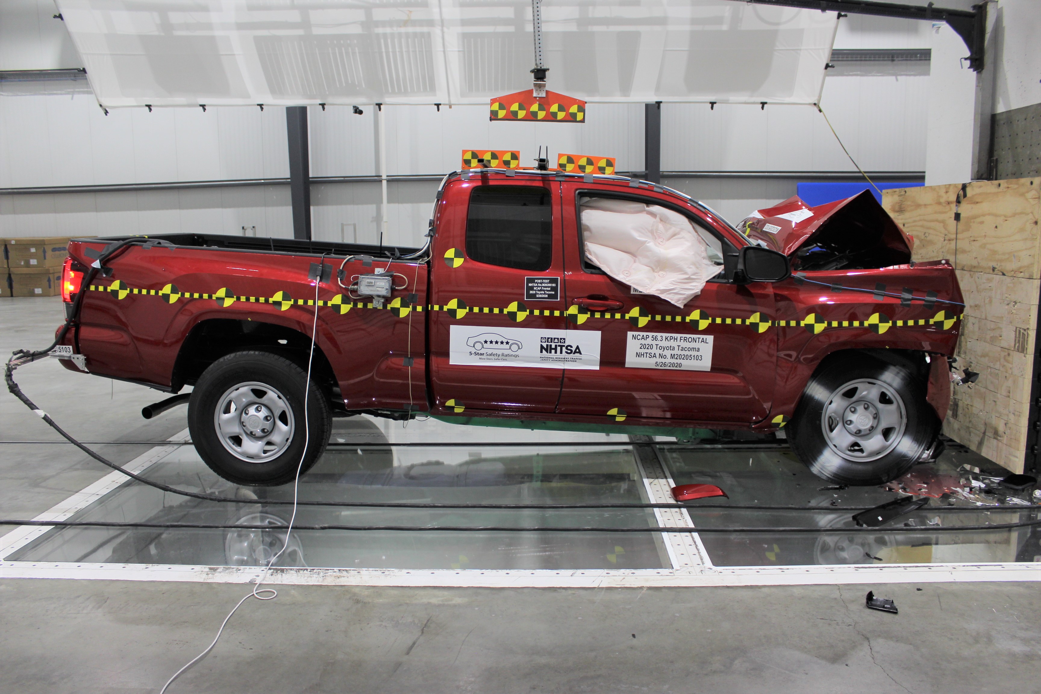 2020 TOYOTA TACOMA crash image 13