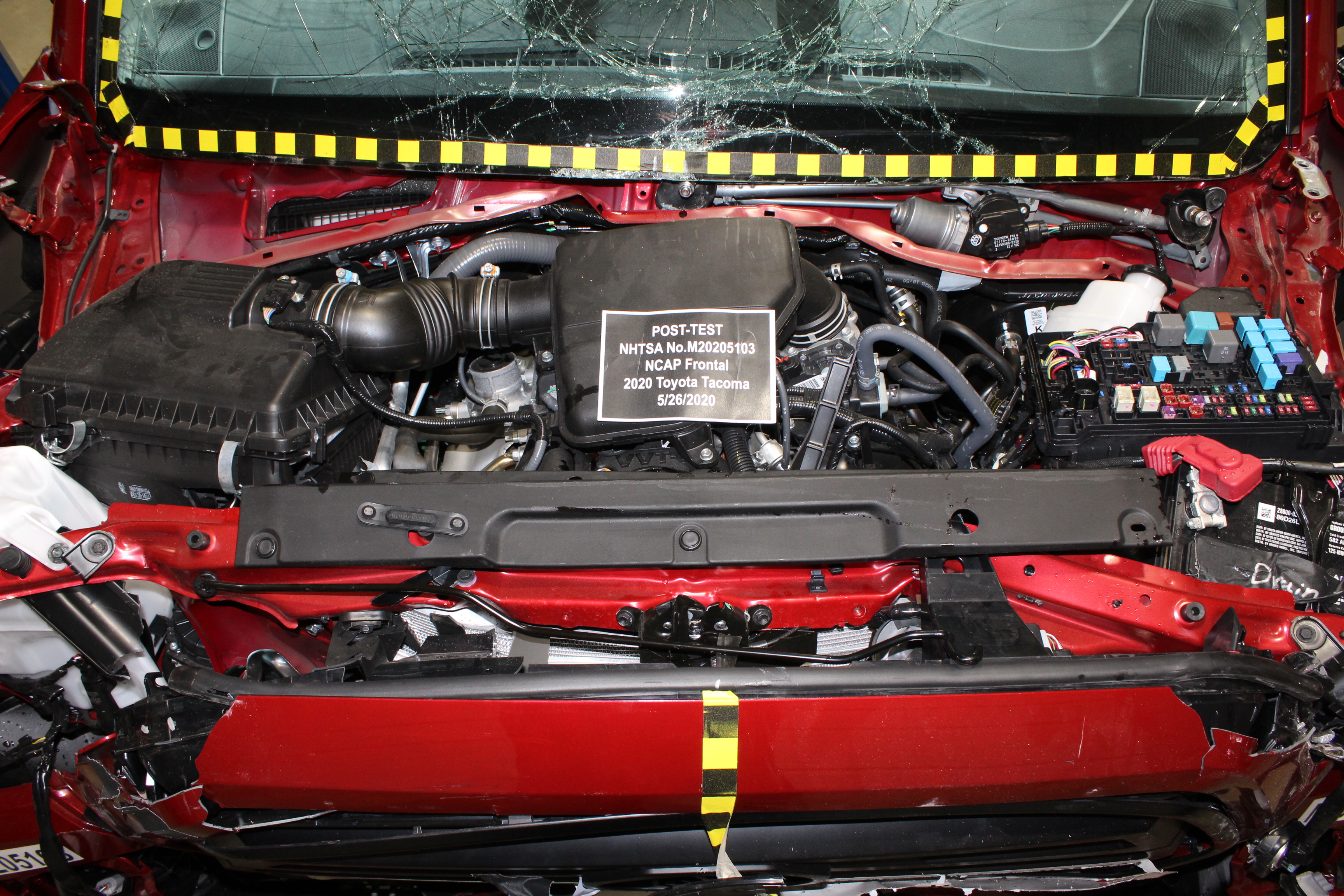 2020 TOYOTA TACOMA crash image 21