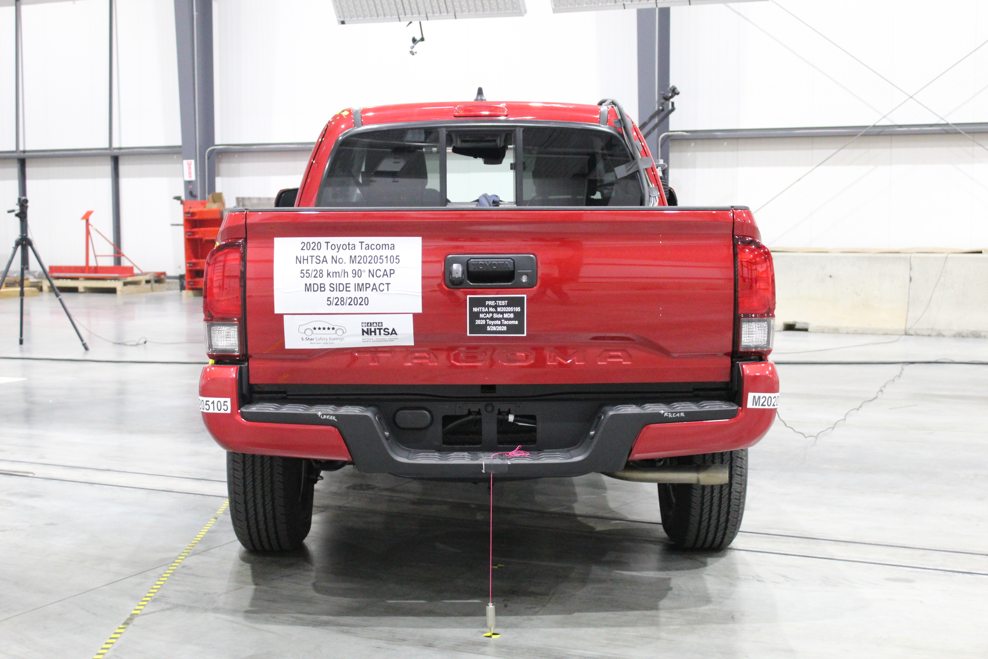 0 NHTSA DEFORMABLE IMPACTOR crash image 11