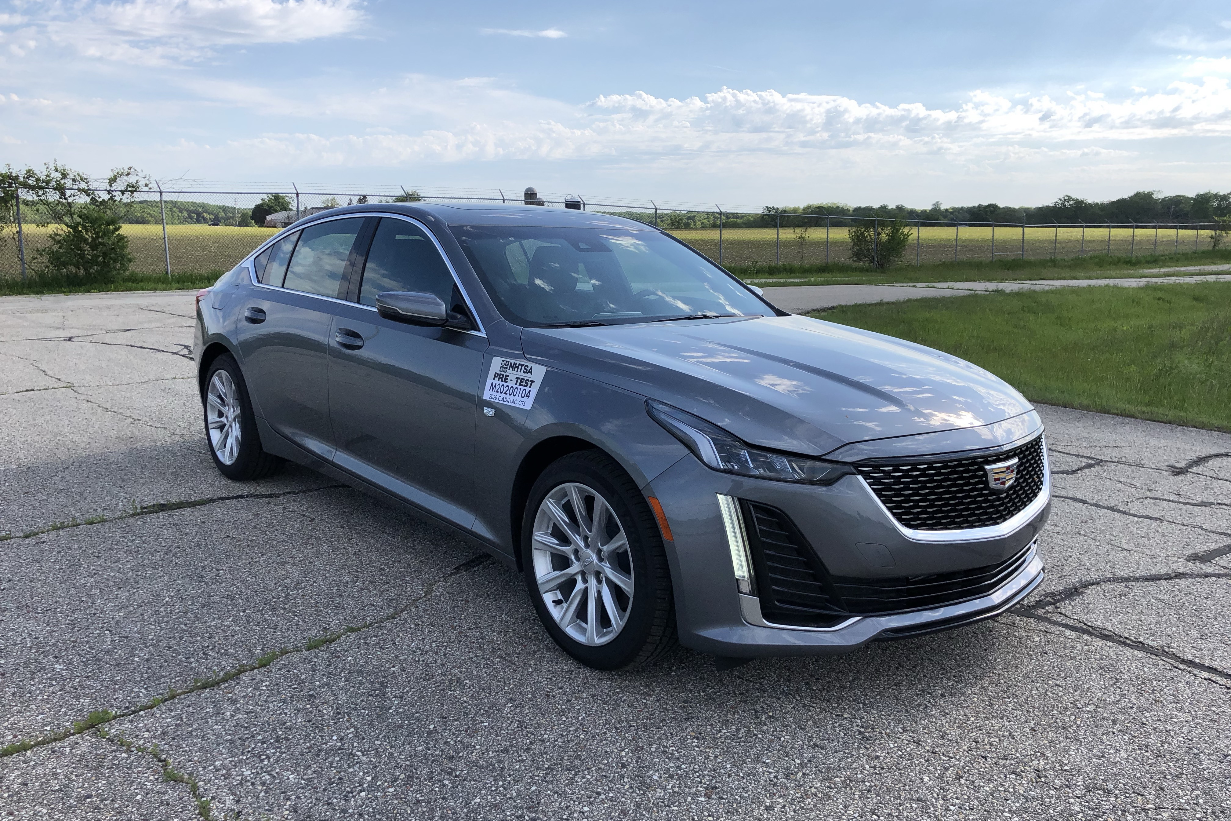 2020 CADILLAC CT5 crash-test photo
