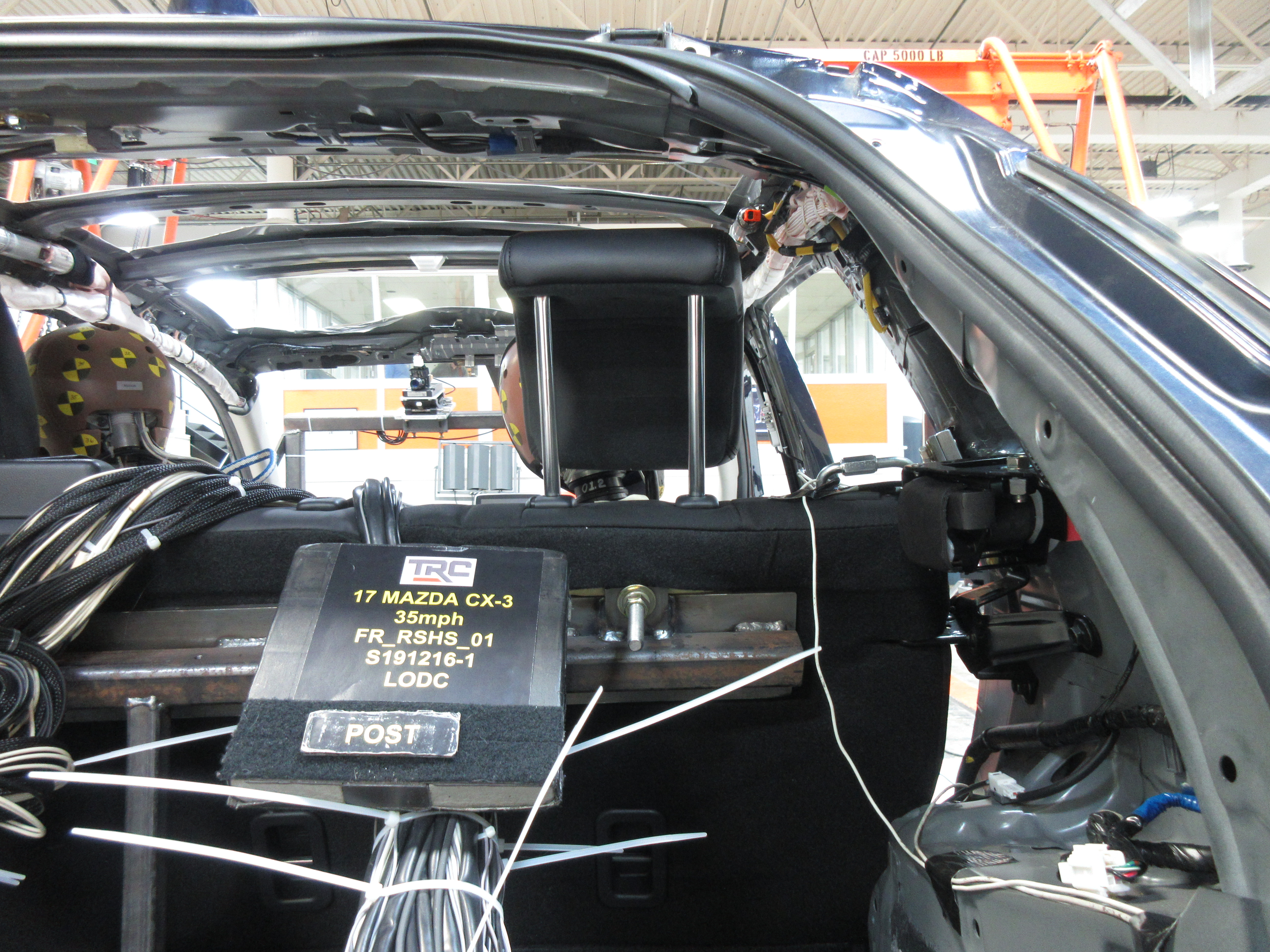 2017 MAZDA CX-3 crash-test photo