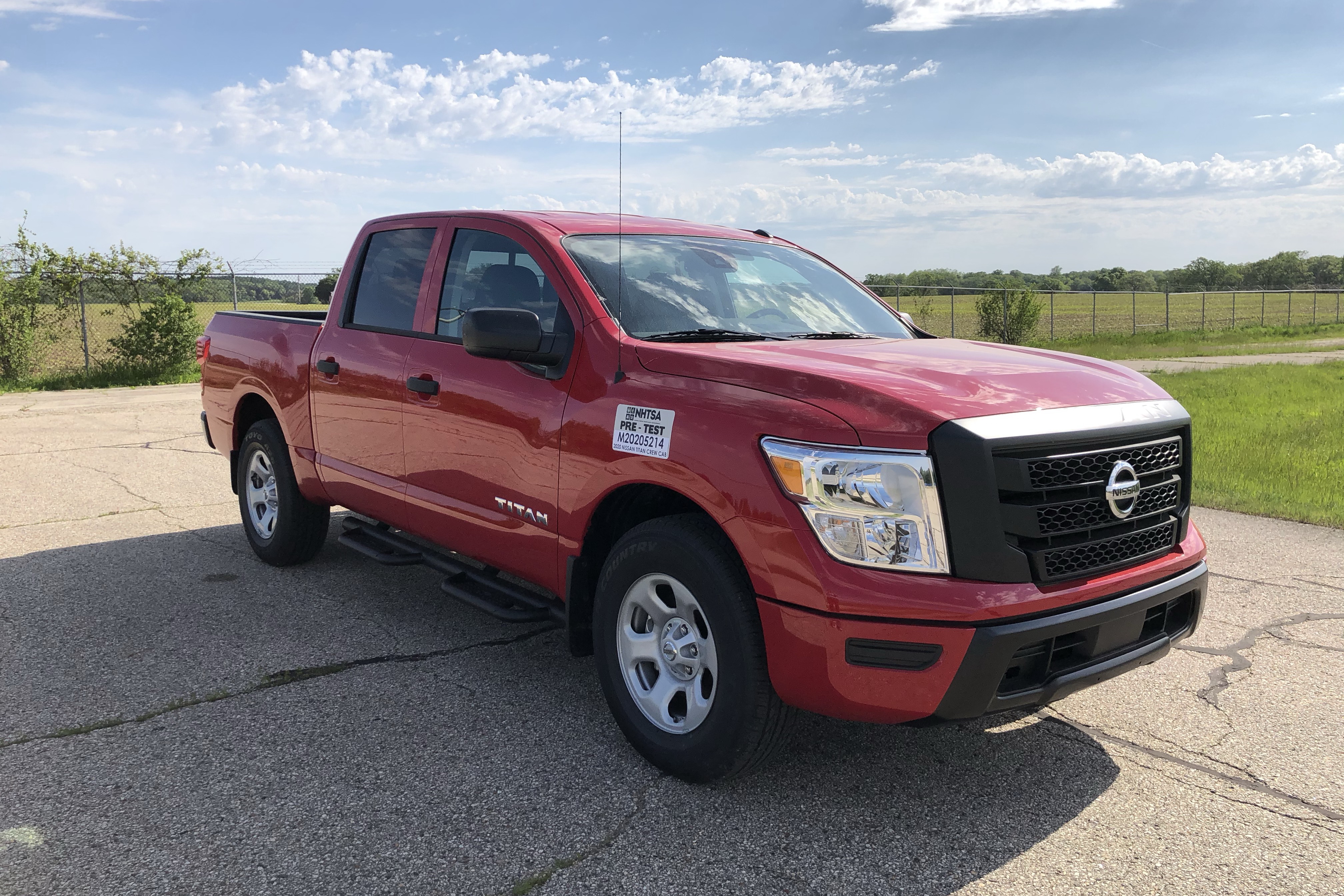 2020 NISSAN TITAN crash-test photo