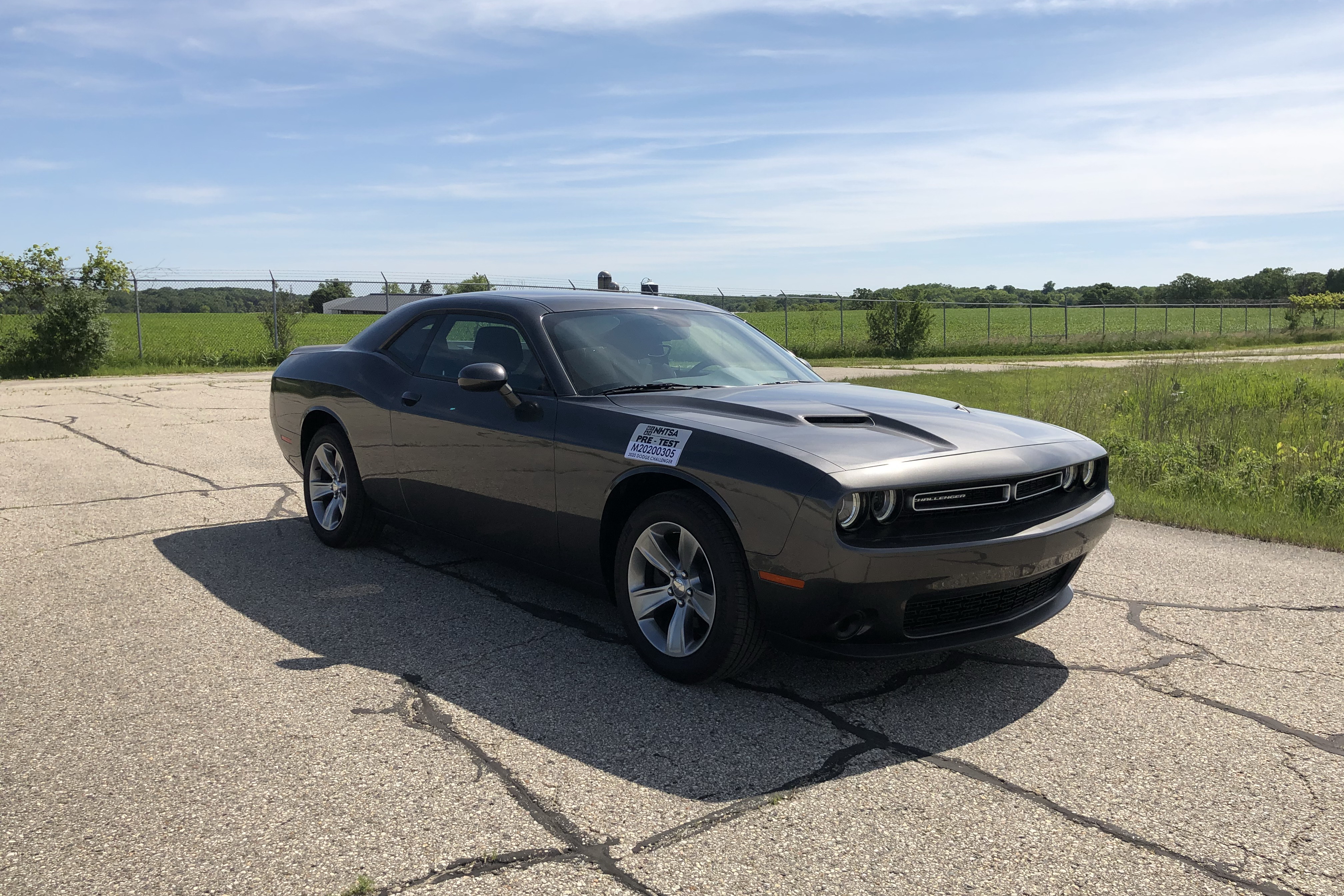 2020 DODGE CHALLENGER crash-test photo