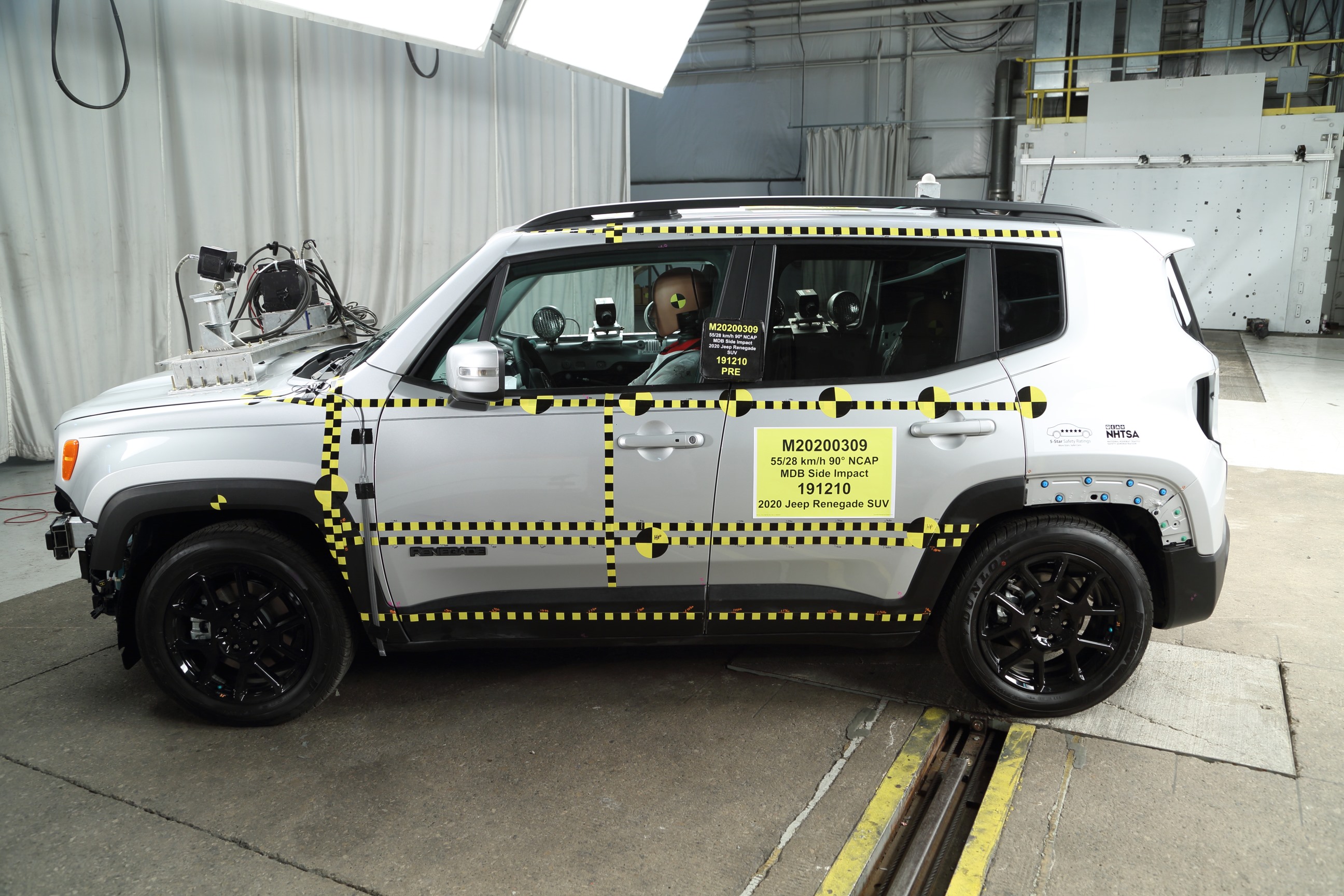 2020 JEEP RENEGADE crash image 3
