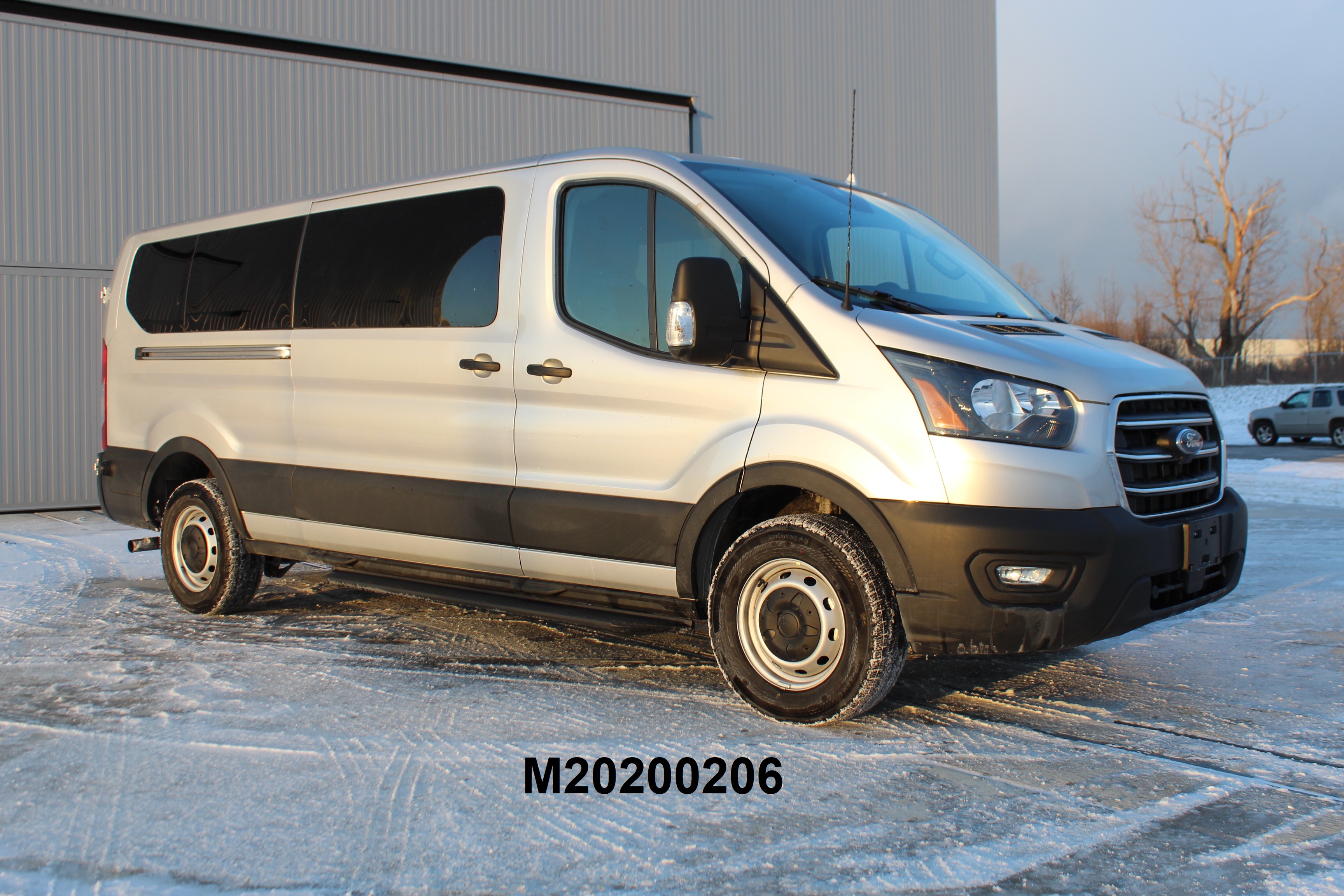 2020 FORD TRANSIT WAGON crash-test photo