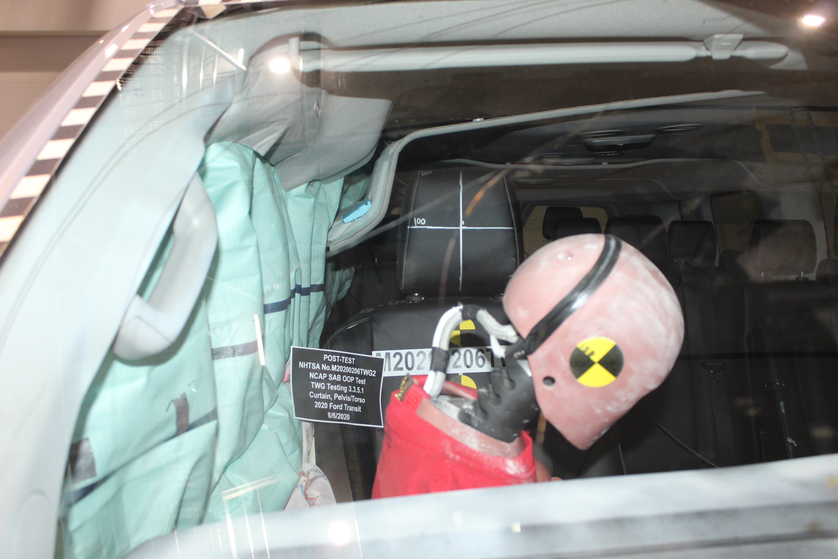 2020 FORD TRANSIT WAGON crash image 18