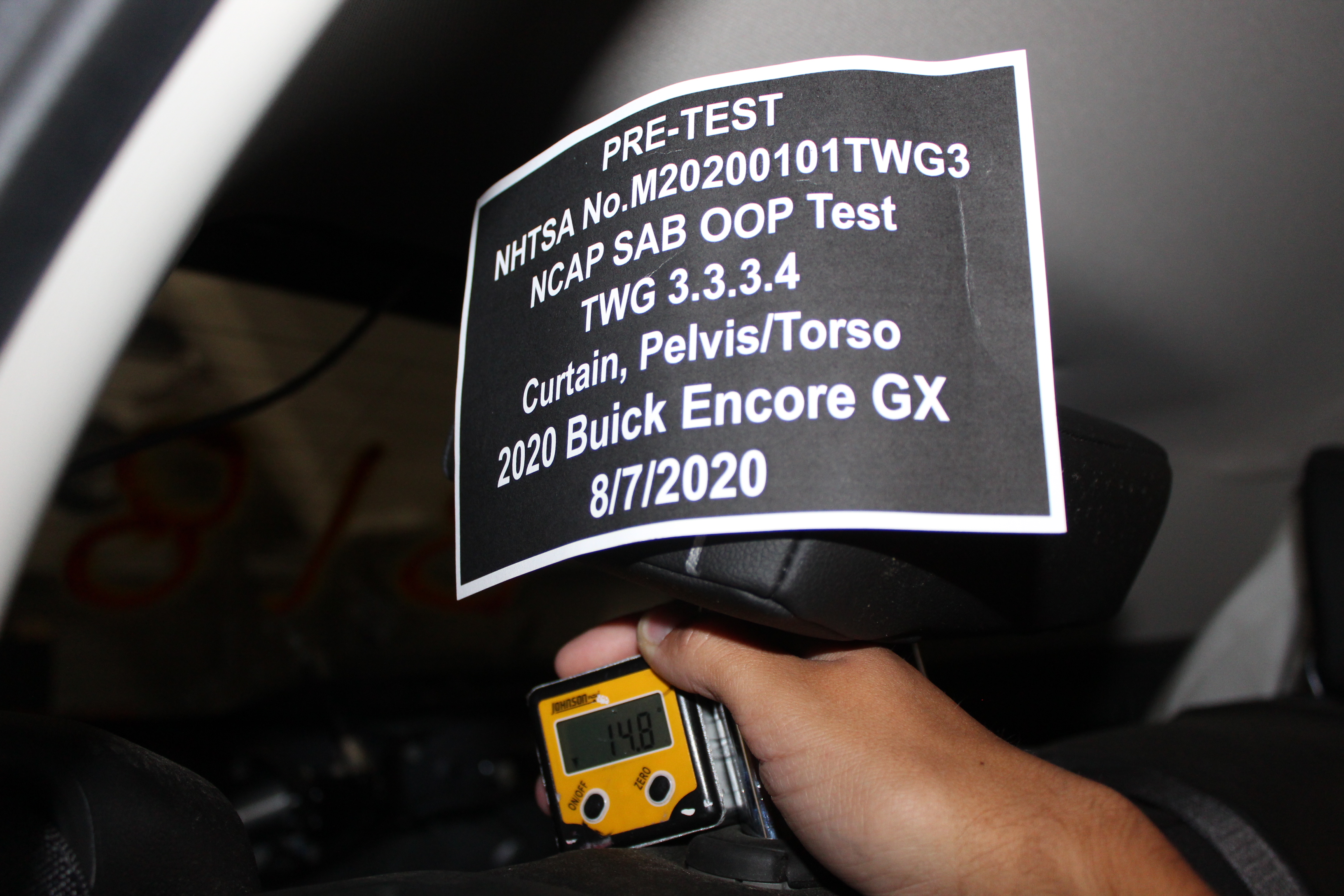 2002 BUICK ENCORE crash image 8