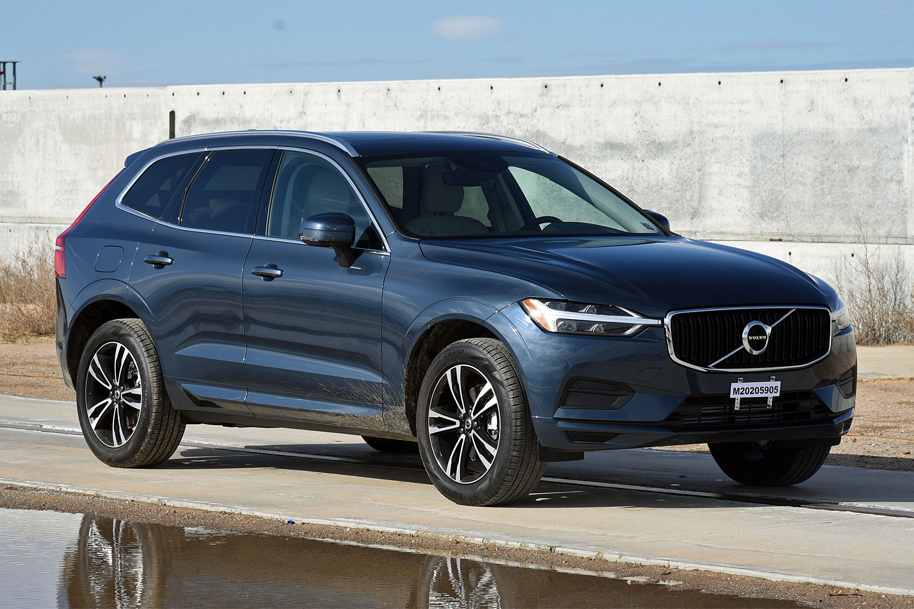 2020 VOLVO XC60 T5 crash-test photo