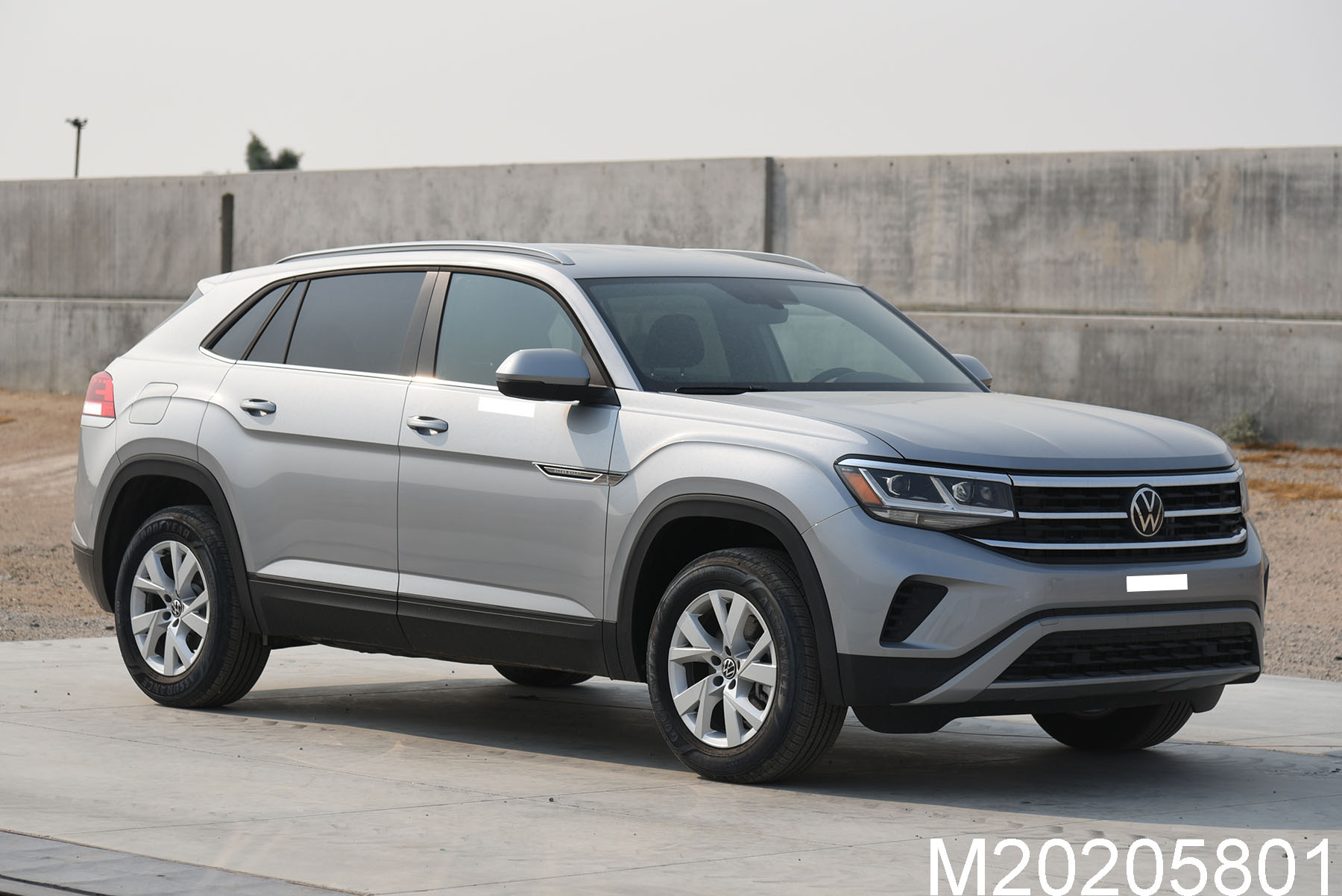 2020 VOLKSWAGEN ATLAS CROSS SPORT crash-test photo