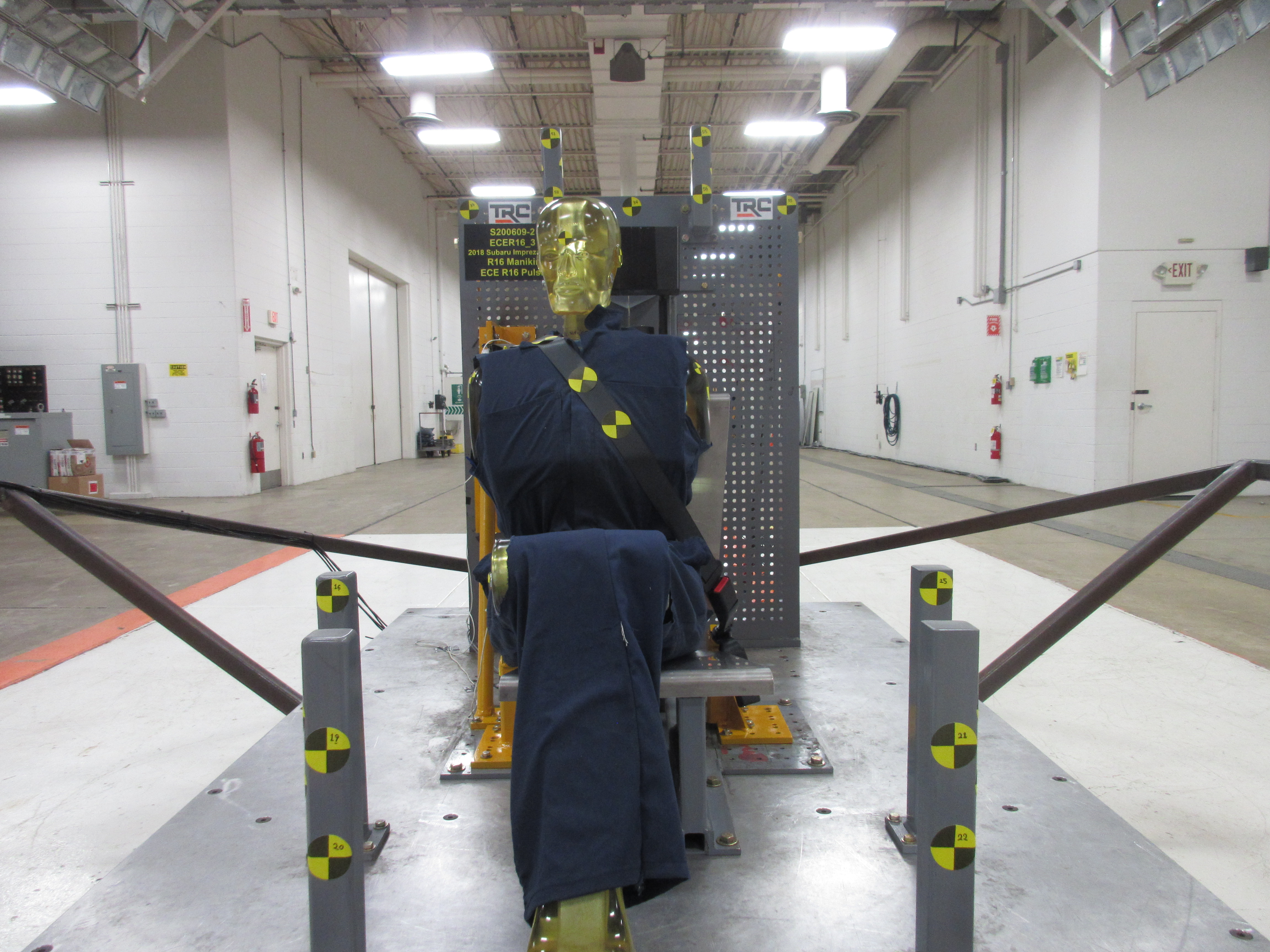 2018 SUBARU IMPREZA crash-test photo