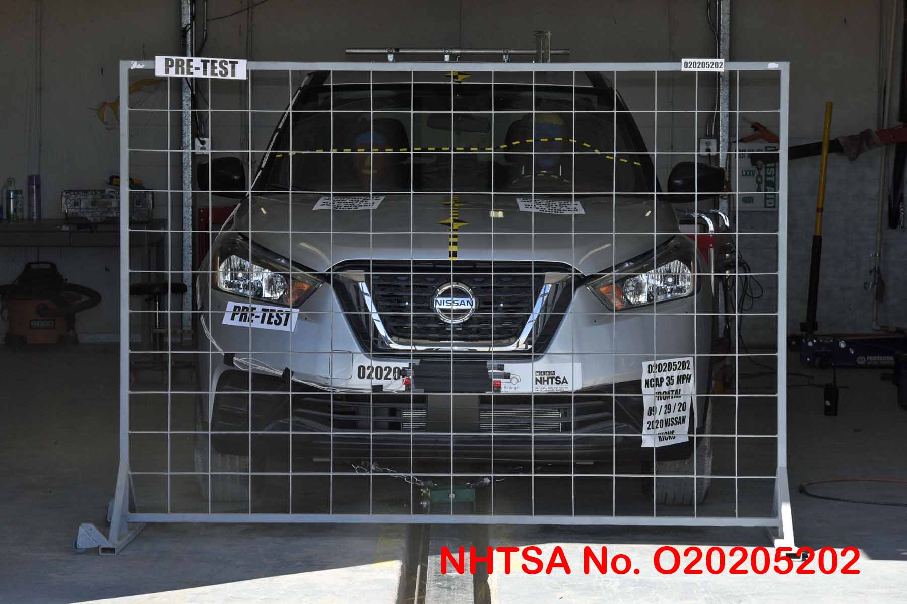 2020 NISSAN KICKS crash image