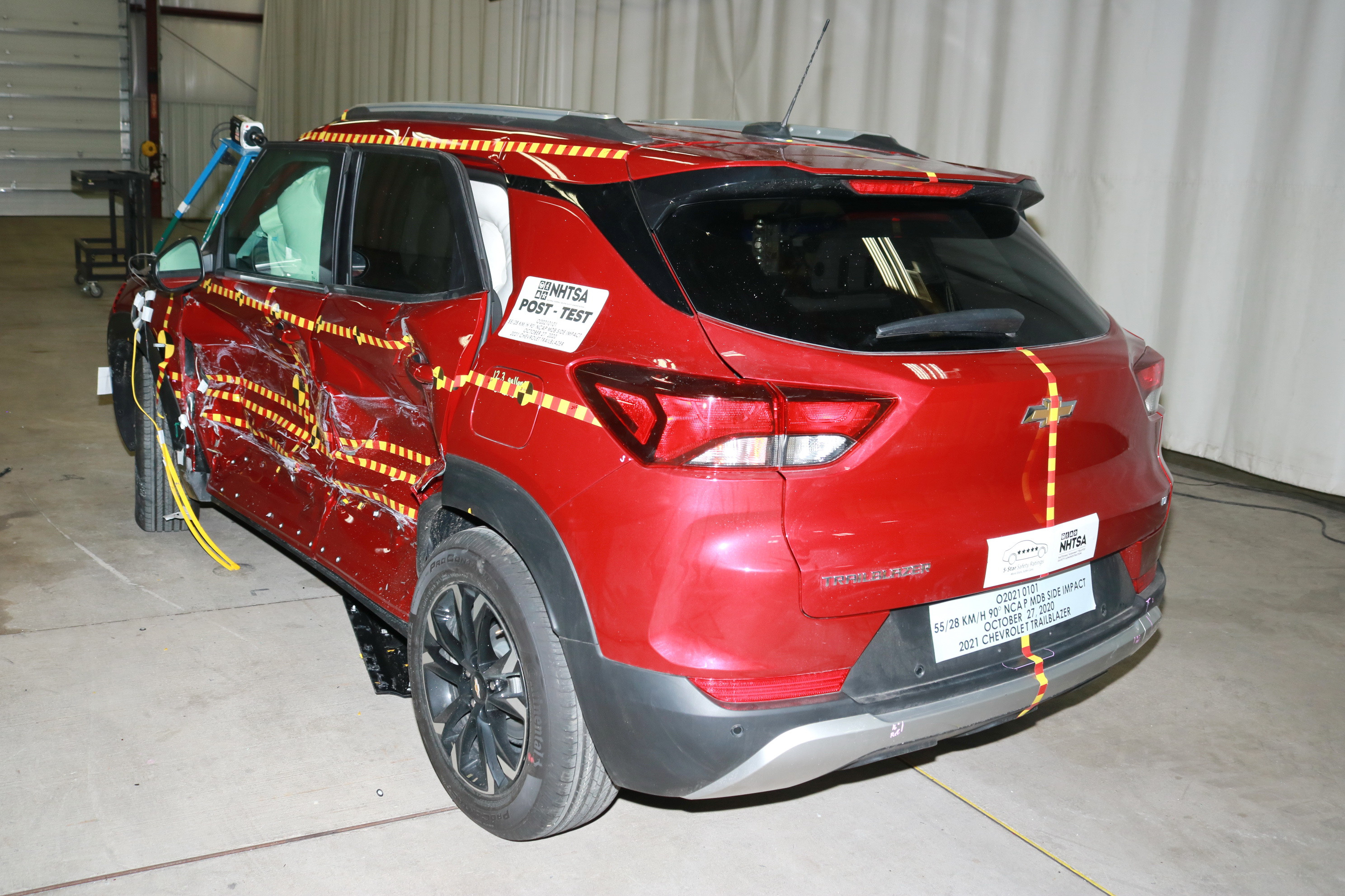 2021 CHEVROLET TRAILBLAZER crash image 10
