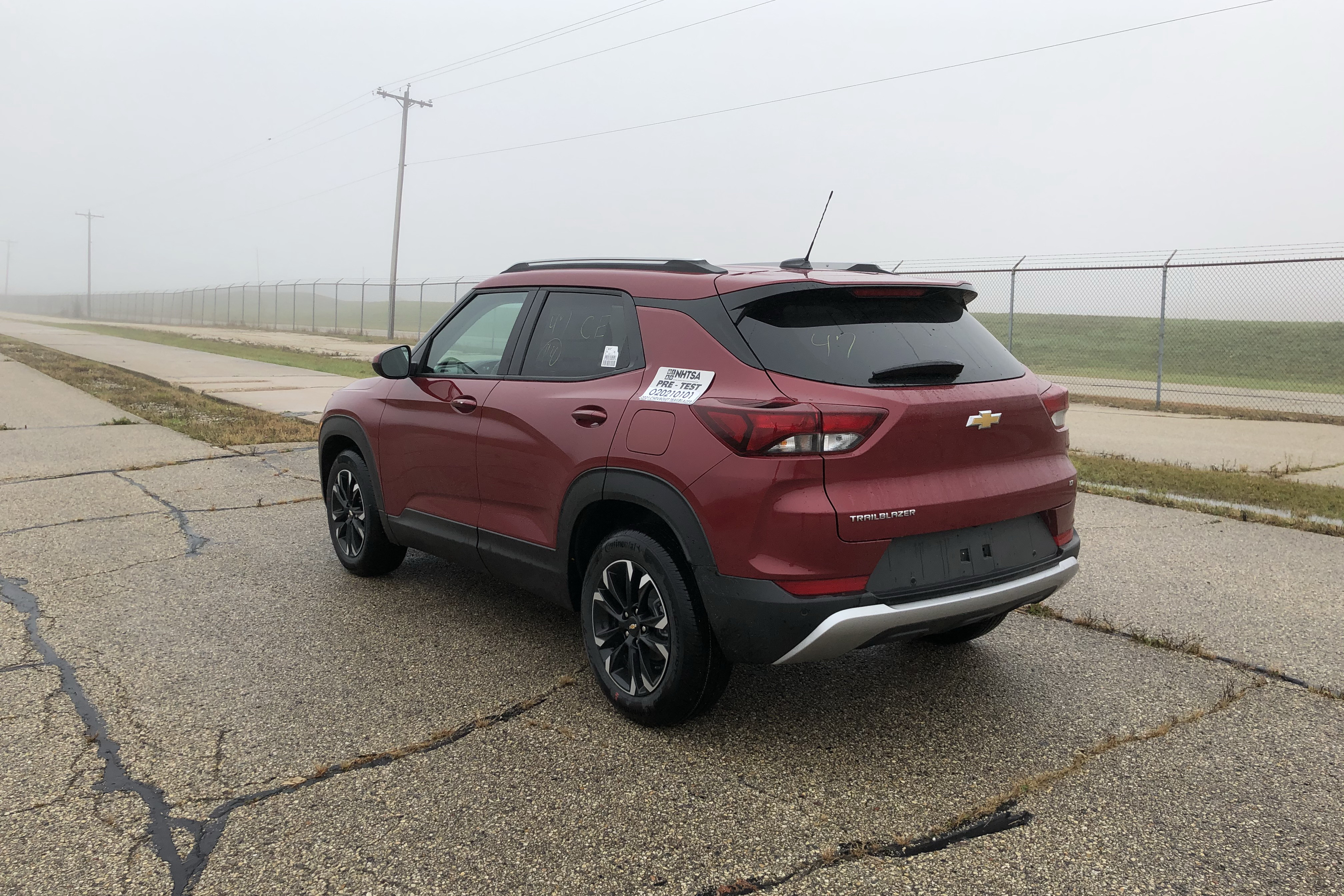 2021 CHEVROLET TRAILBLAZER crash image 2