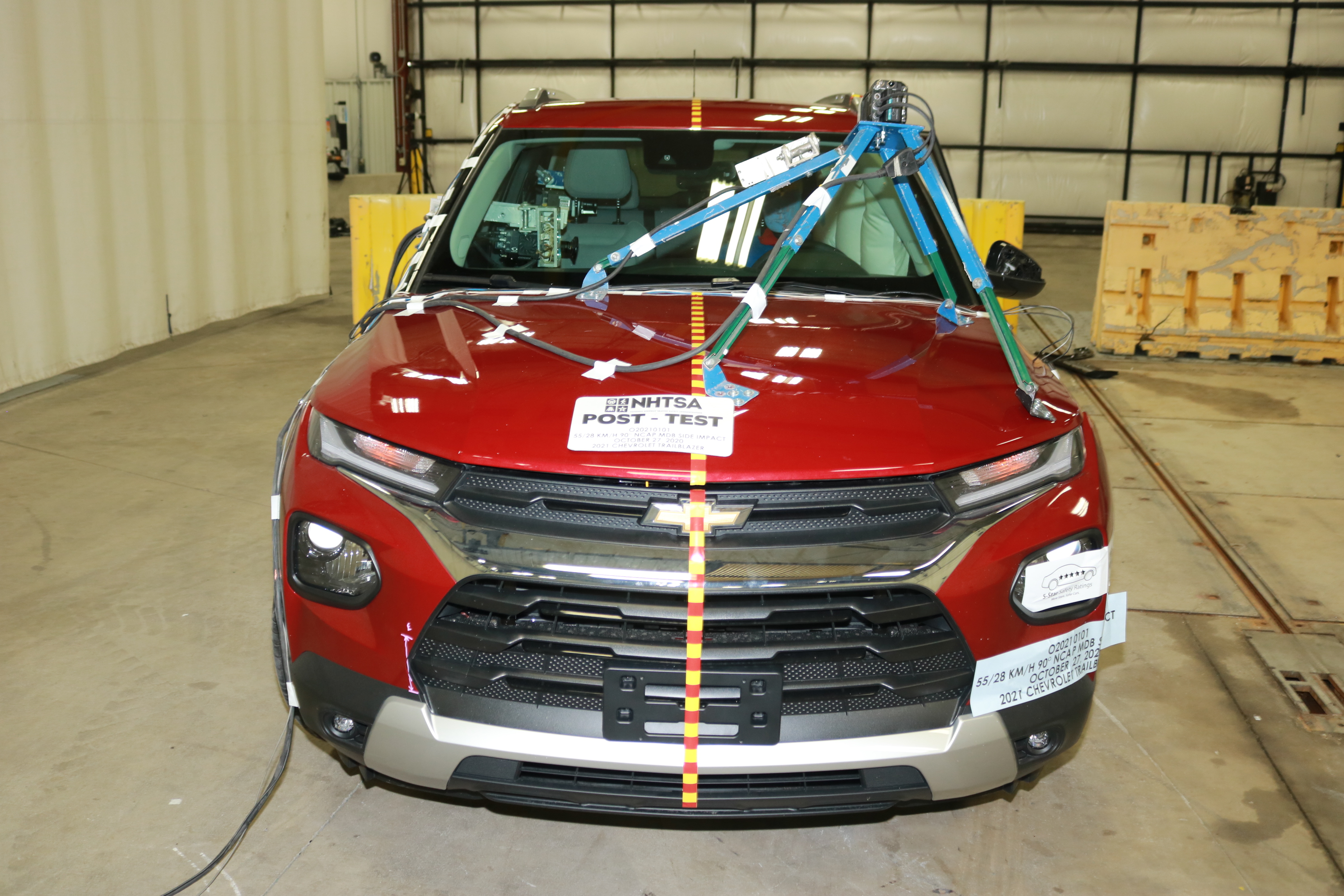 2021 CHEVROLET TRAILBLAZER crash image 4