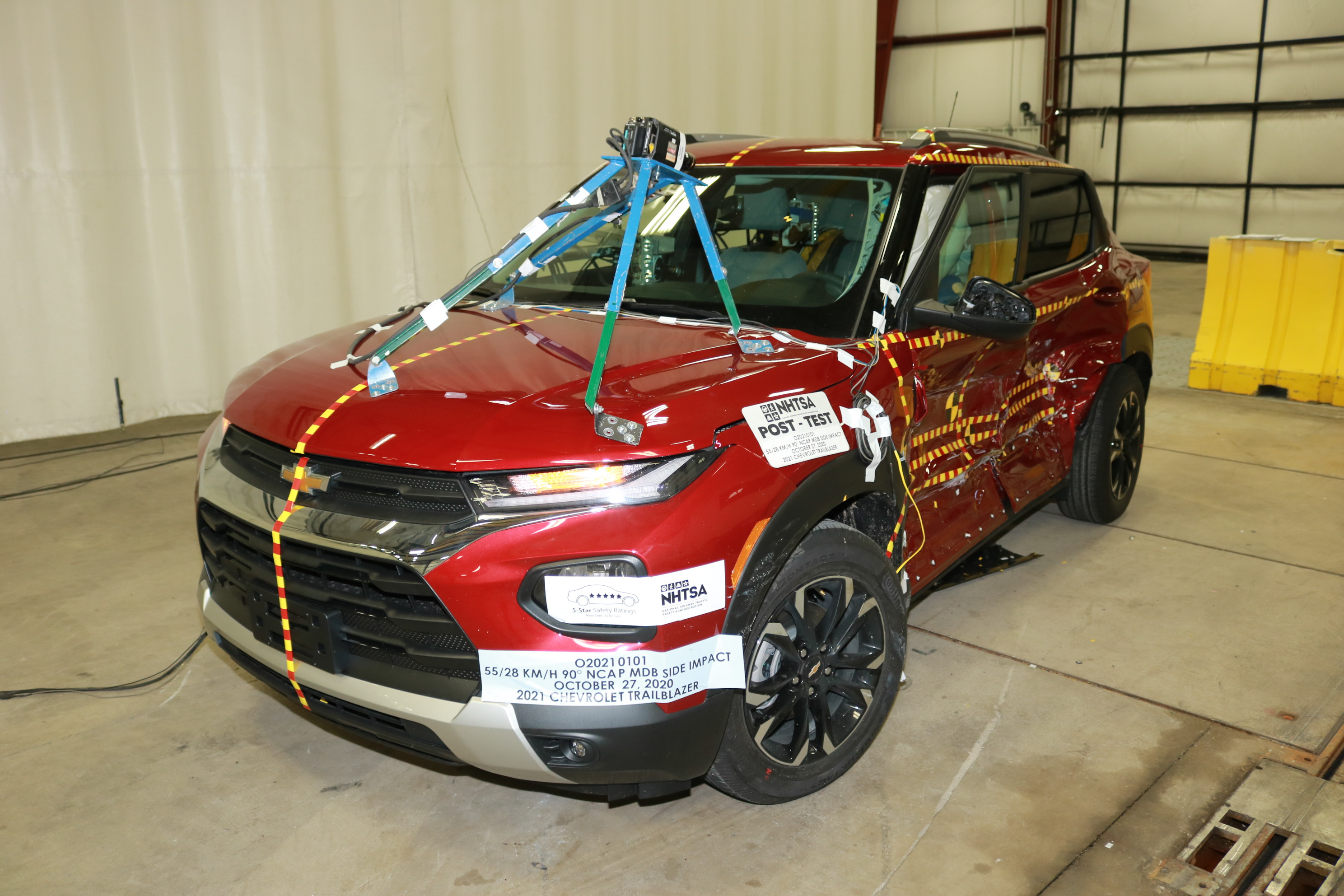 2021 CHEVROLET TRAILBLAZER crash image 6