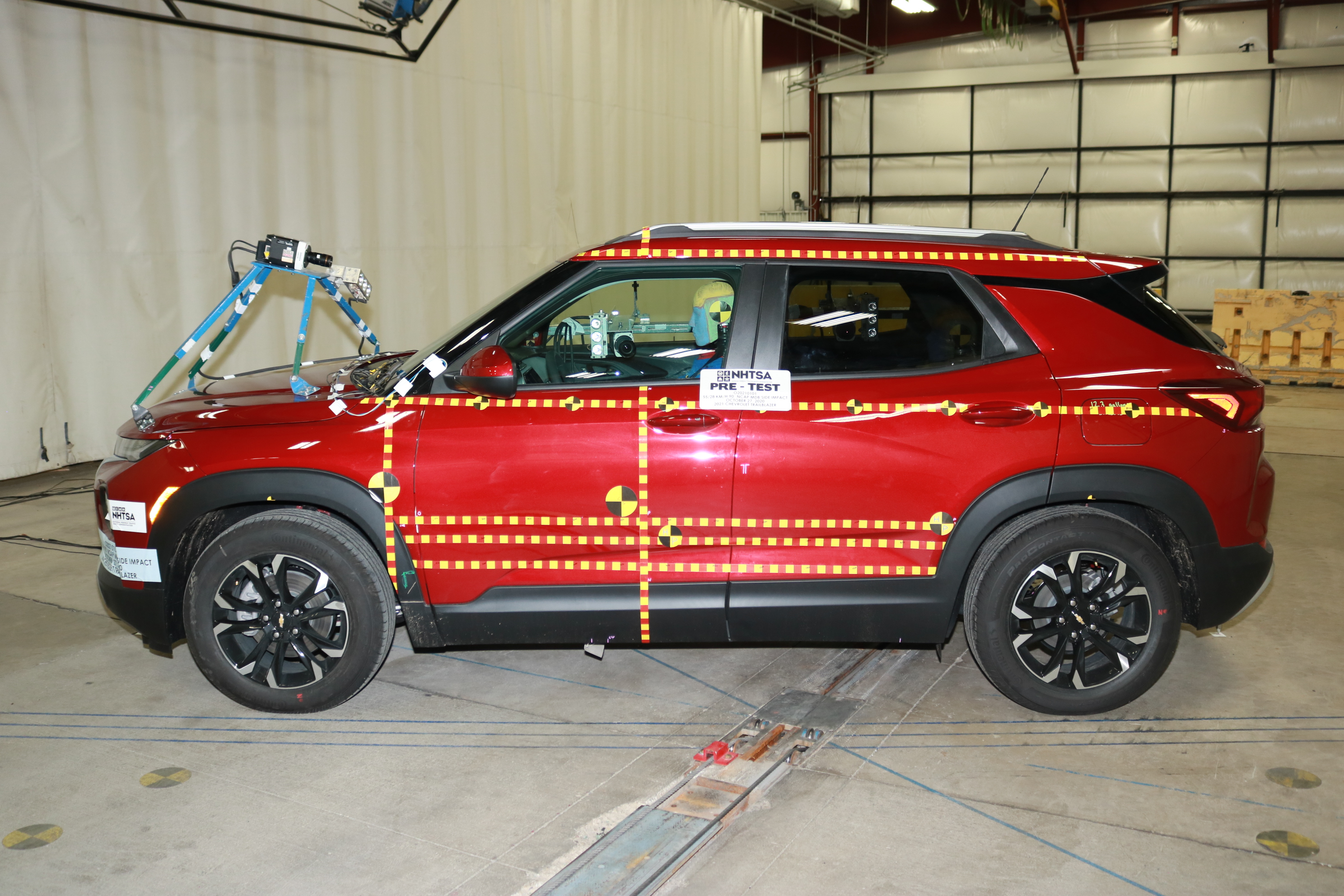 2021 CHEVROLET TRAILBLAZER crash image 7