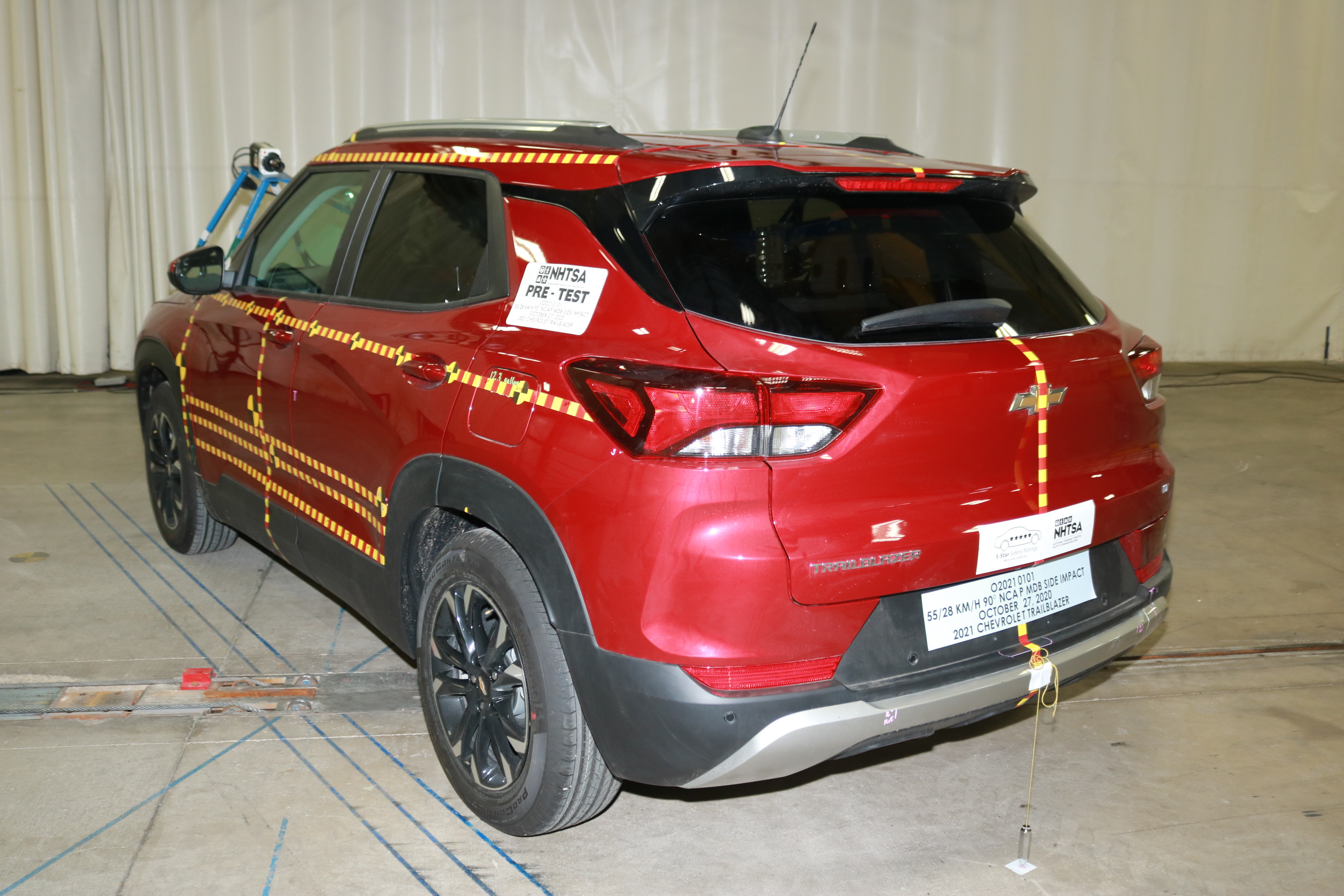 2021 CHEVROLET TRAILBLAZER crash image 9