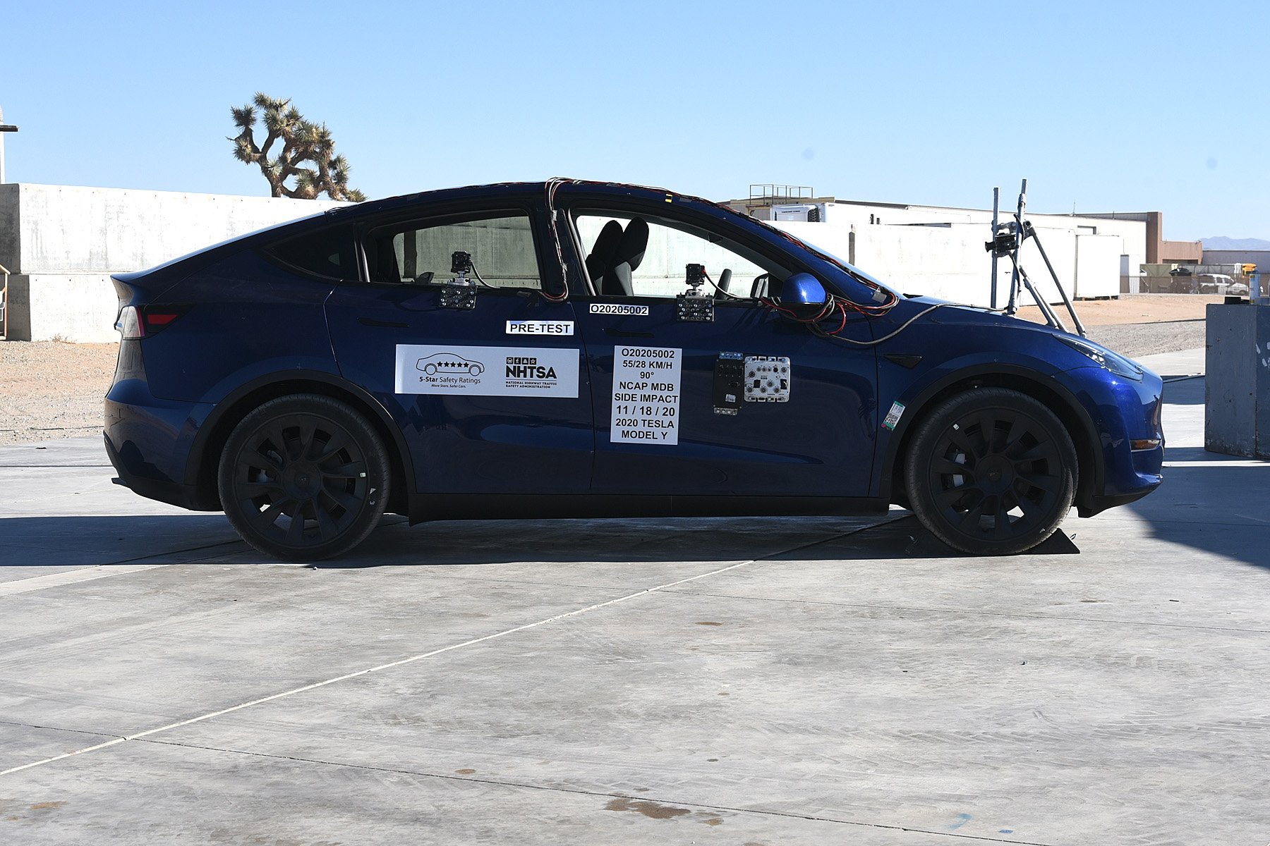 2020 TESLA MODEL Y crash image 13
