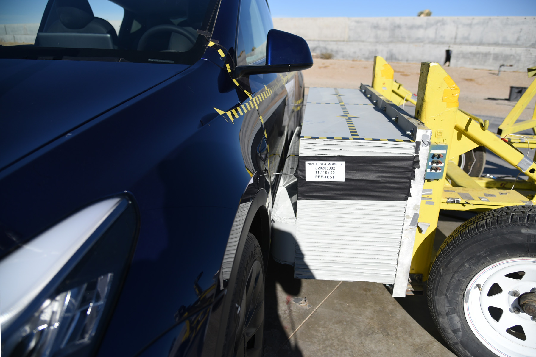 2020 TESLA MODEL Y crash image 17