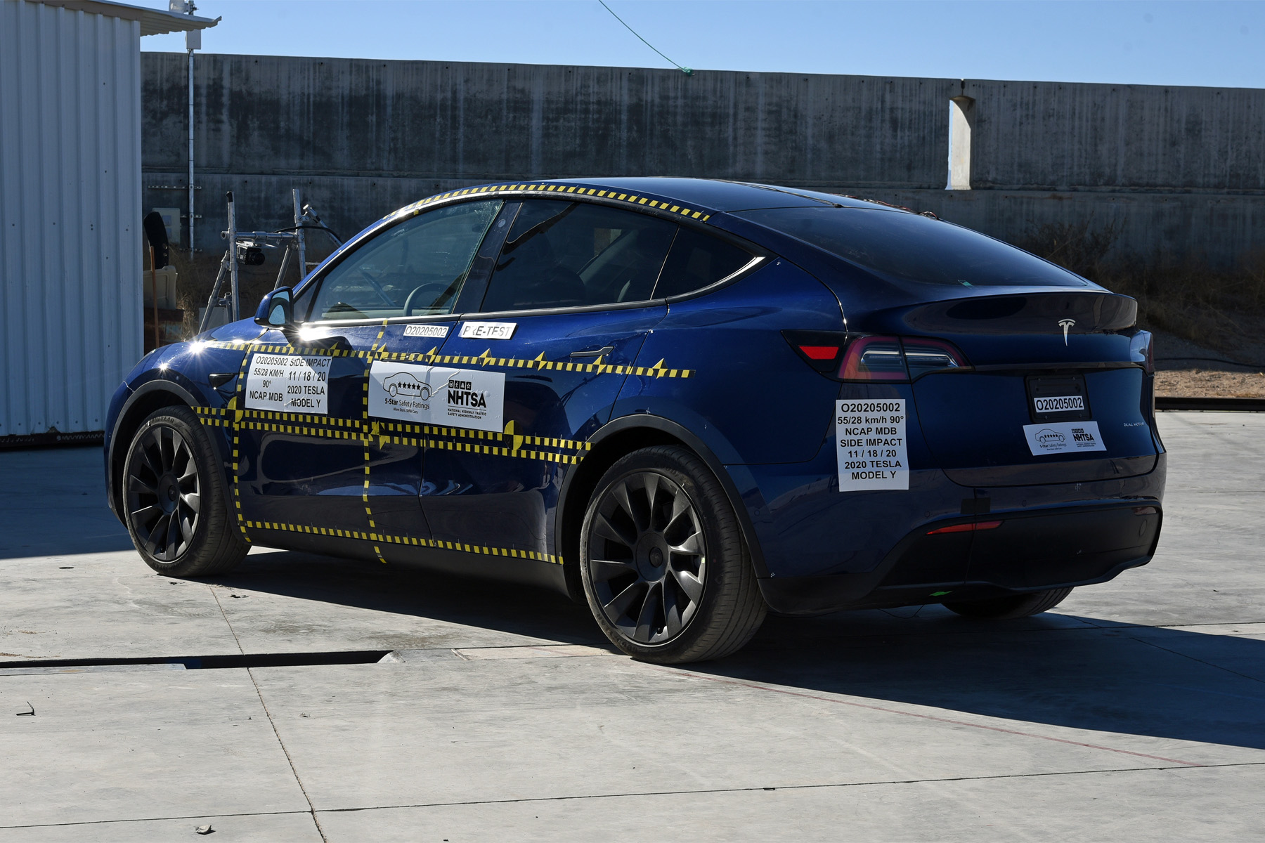 2020 TESLA MODEL Y crash image 9