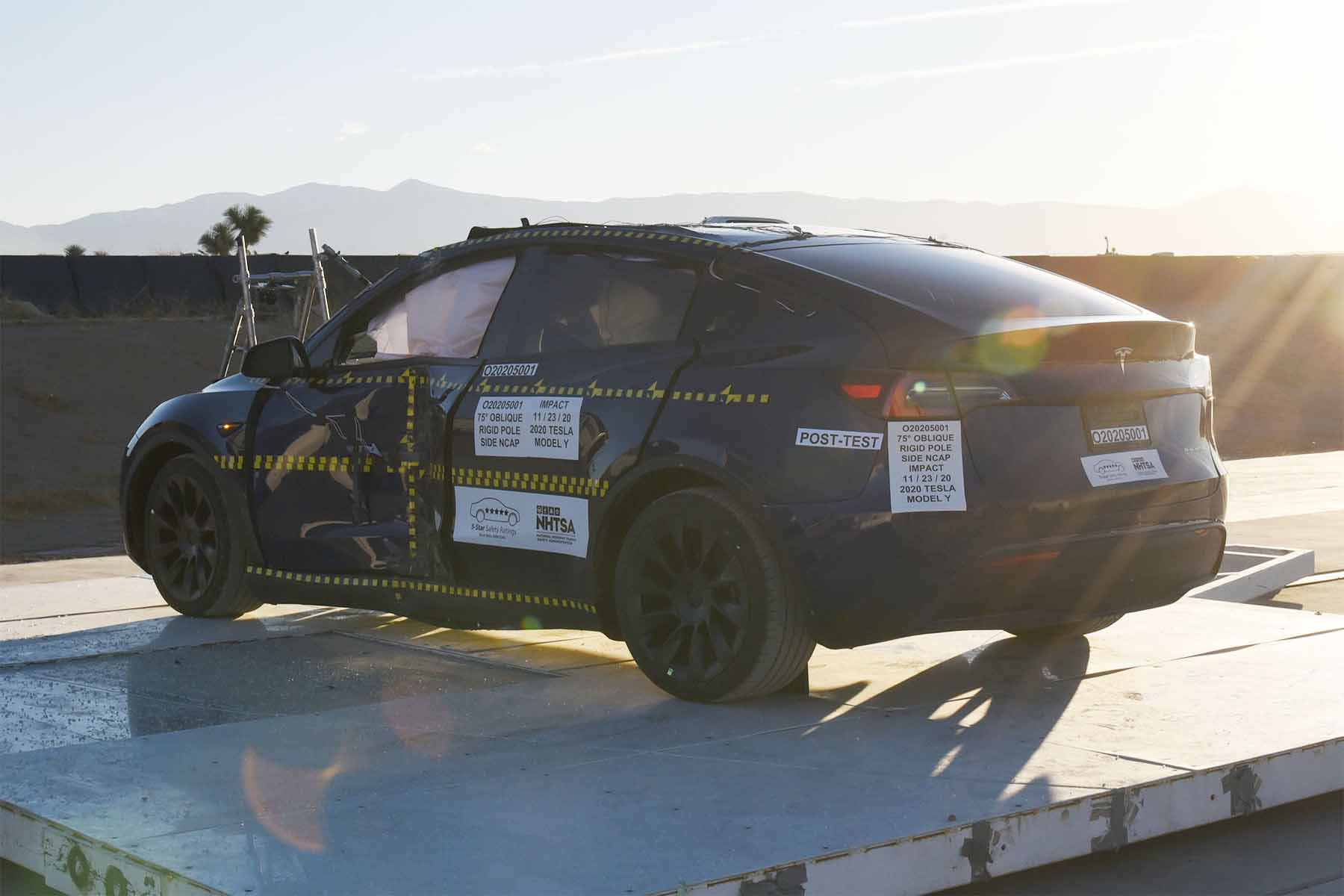 2020 TESLA MODEL Y crash image 10