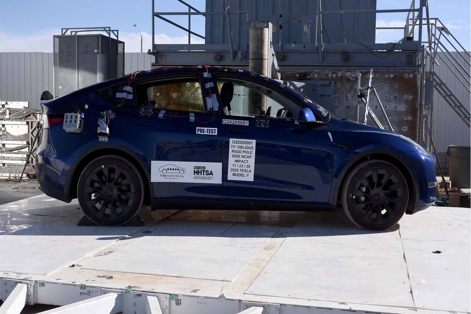 2020 TESLA MODEL Y crash image 13