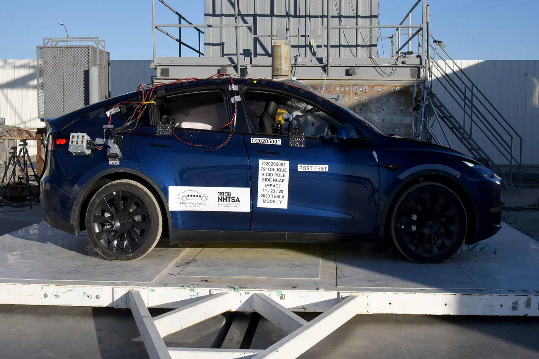 2020 TESLA MODEL Y crash image 14