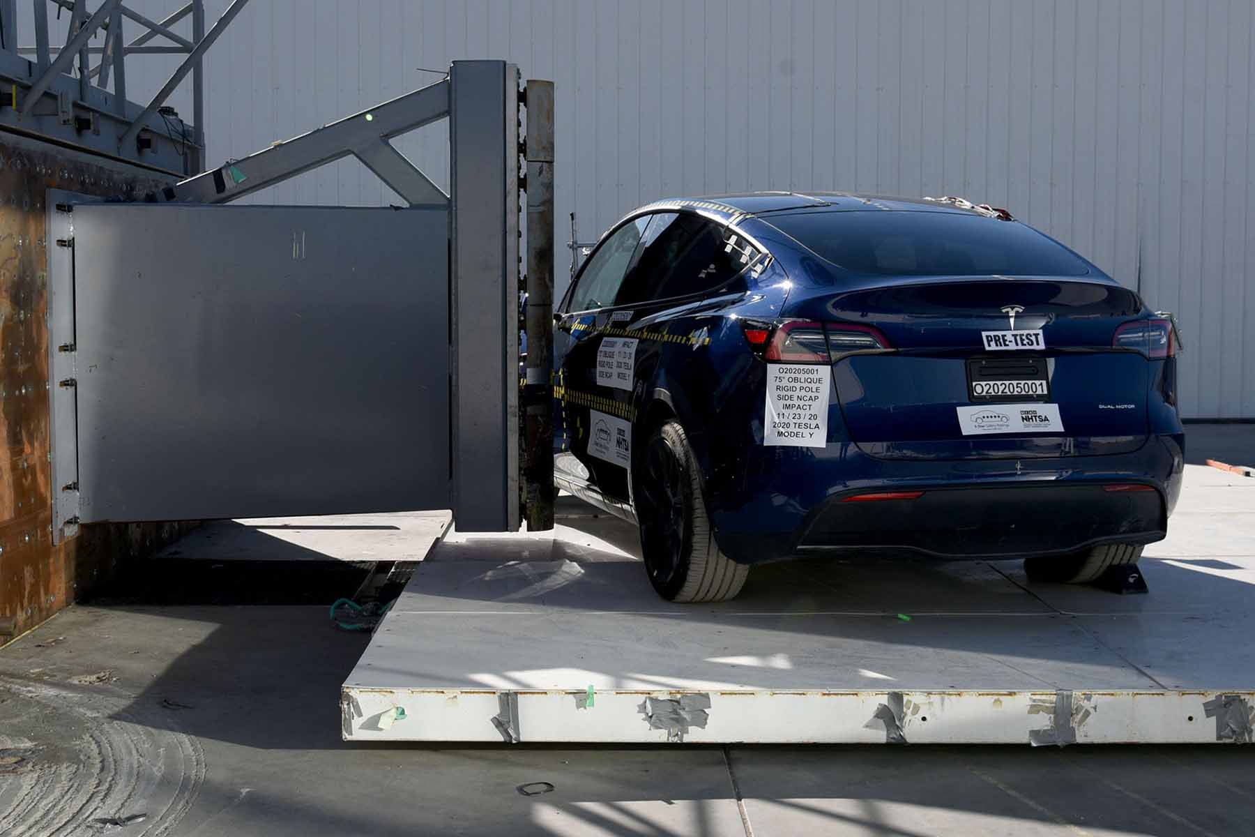 2020 TESLA MODEL Y crash image 18
