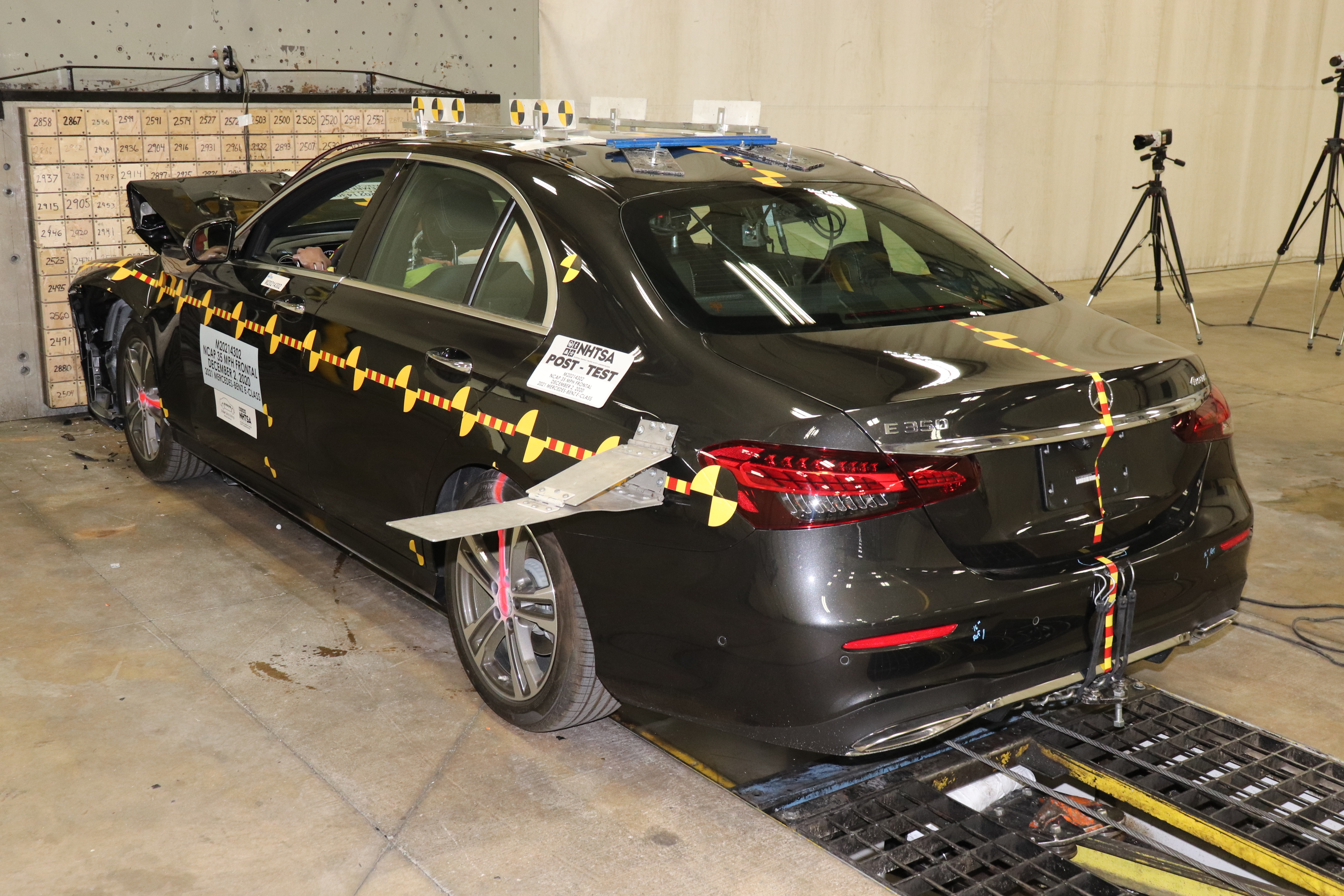 2021 MERCEDES E-CLASS crash image 17