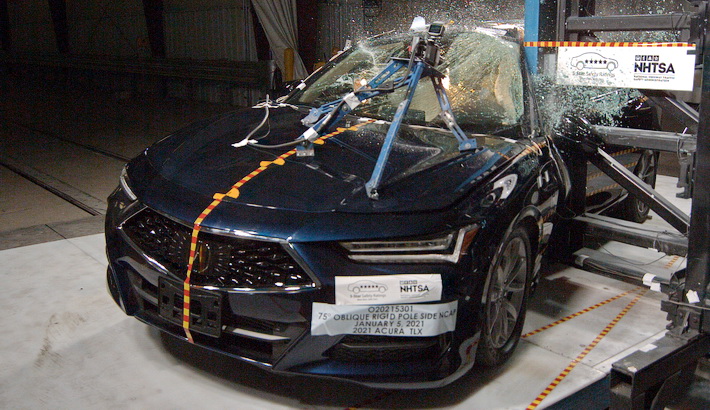 2021 ACURA TLX crash-test photo