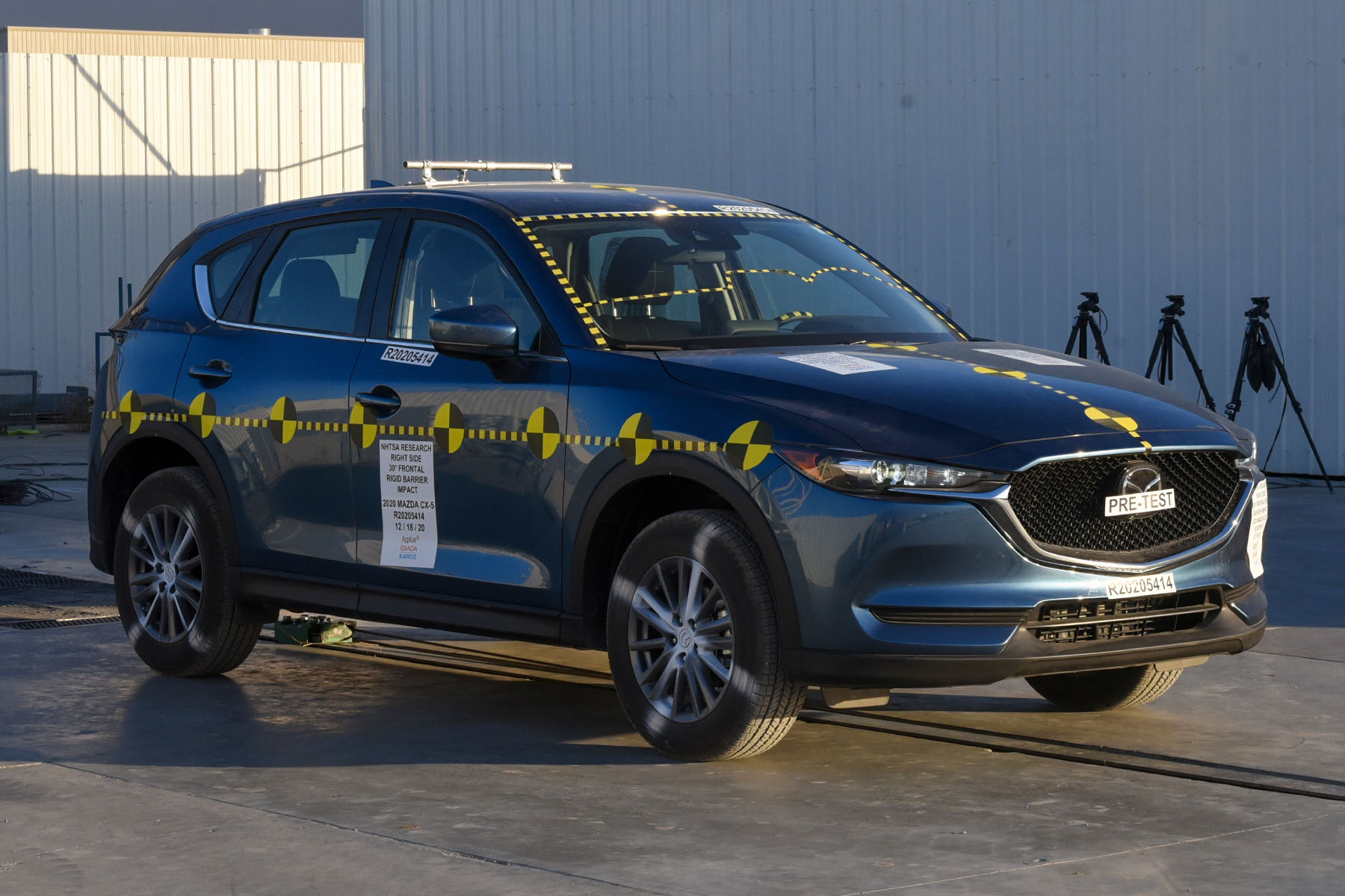 2020 MAZDA CX-5 crash image 13