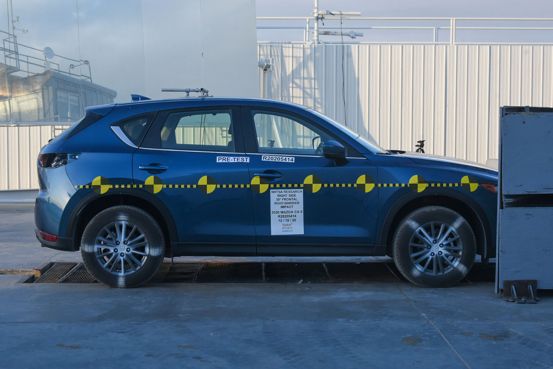 2020 MAZDA CX-5 crash image 9