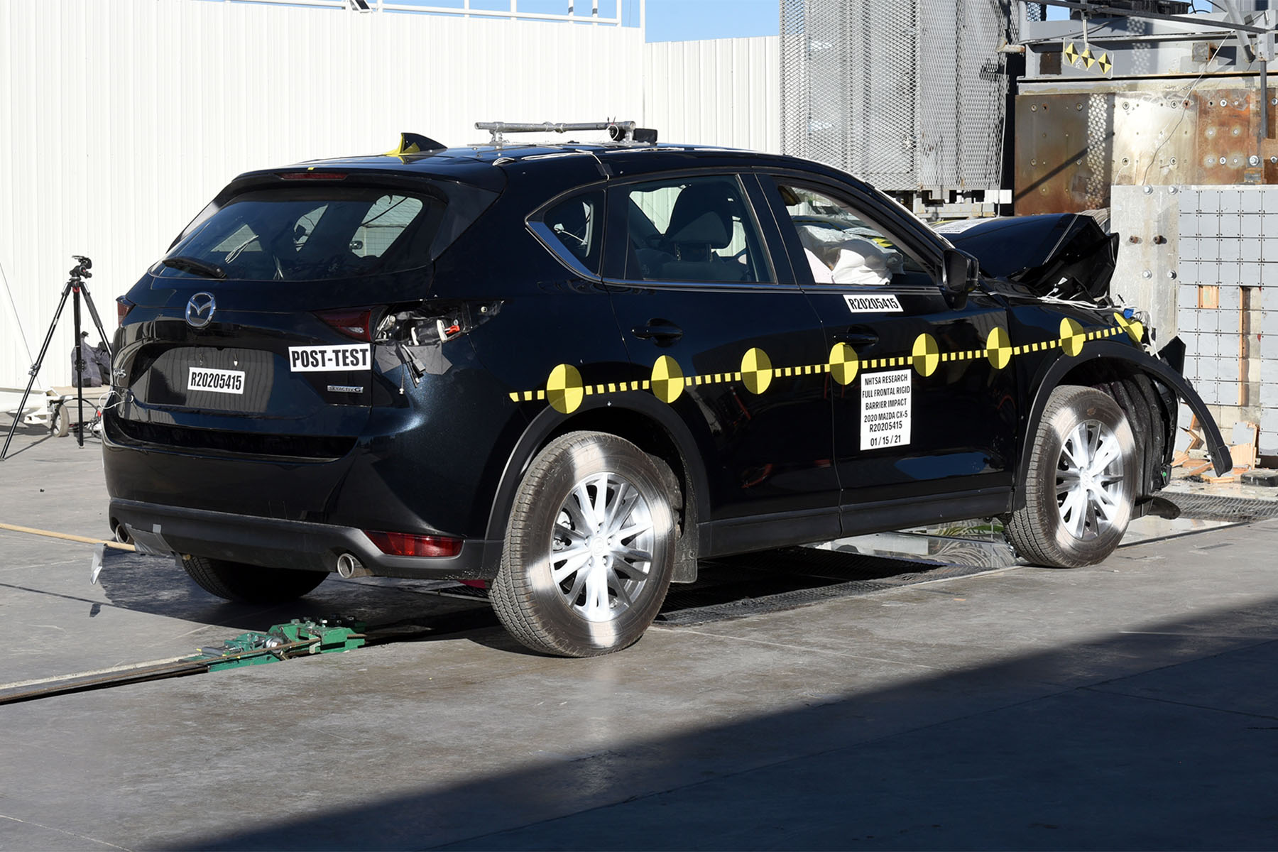 2020 MAZDA CX-5 crash image 16